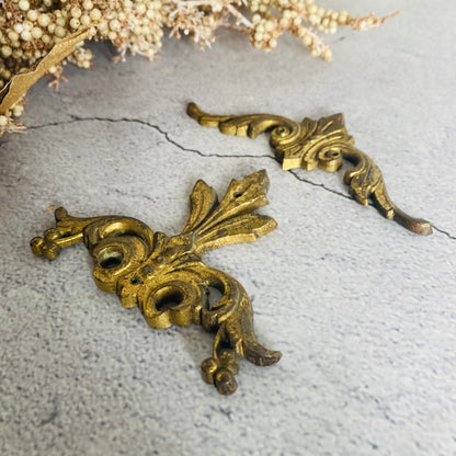 Antique Decorative Small Brass Plaque