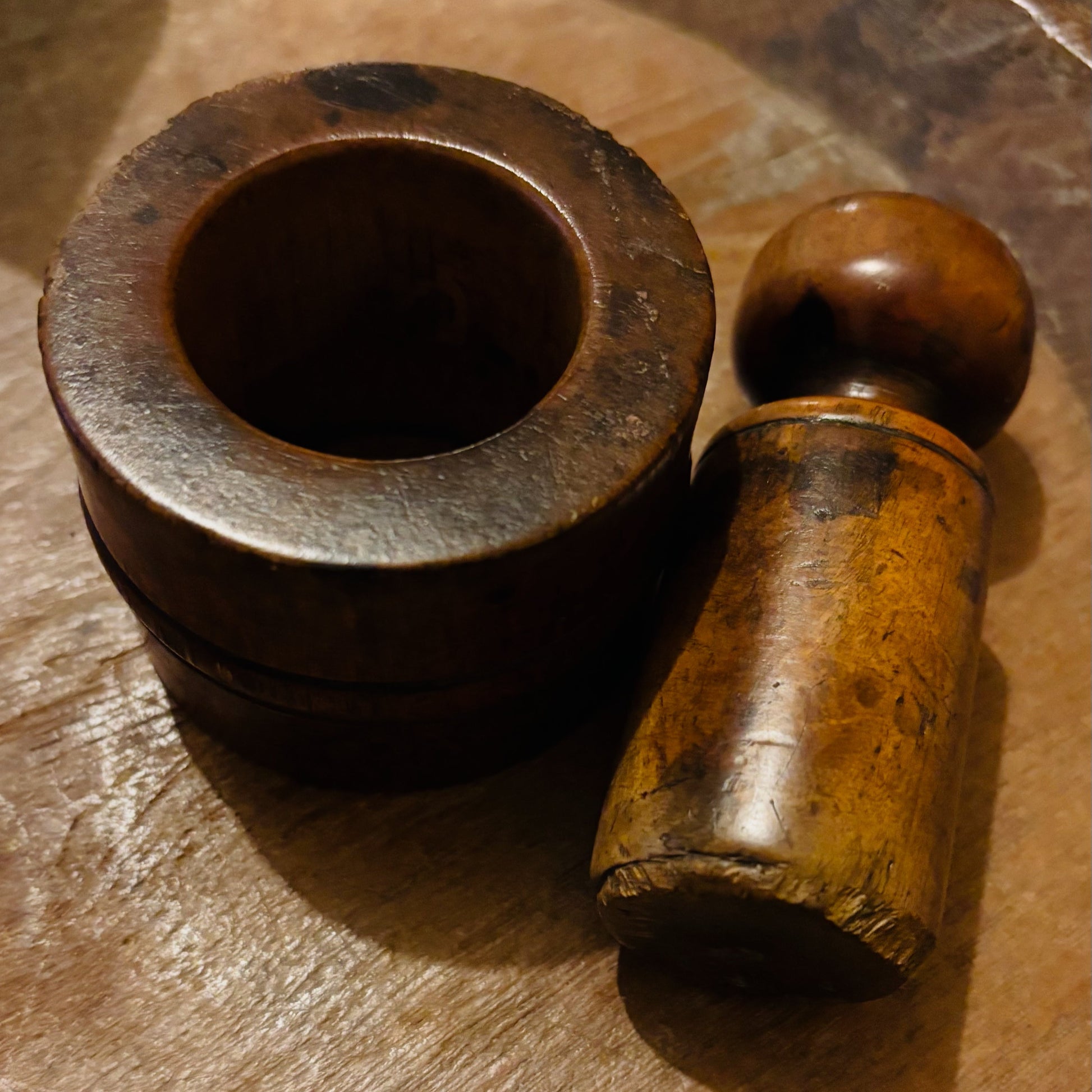 Antique English Treen Oak Packet Former | The Urban Vintage Affair