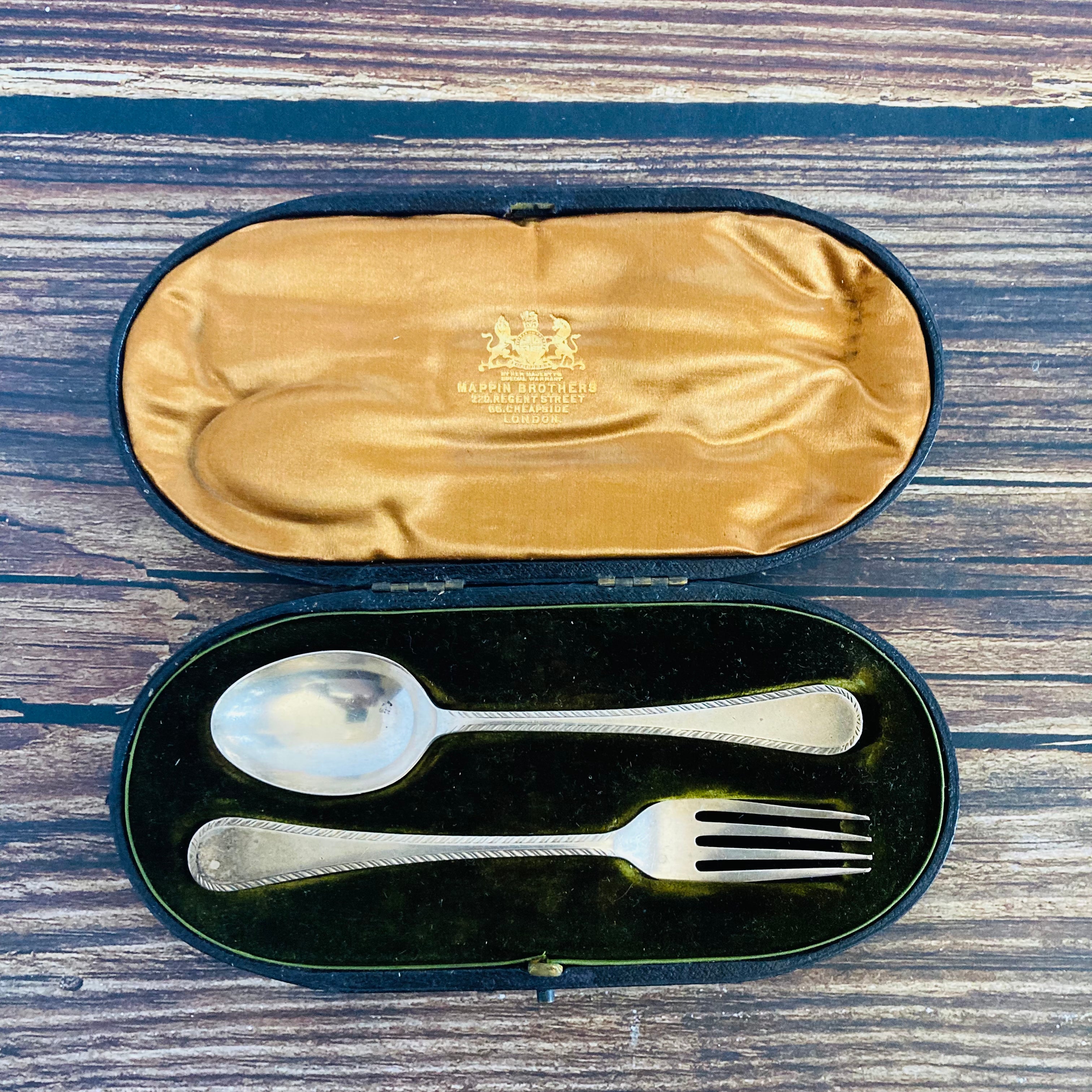 Christening store cutlery set