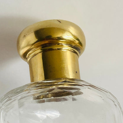 Antique Silver Topped Etched Glass Scent Bottle | 1912 London