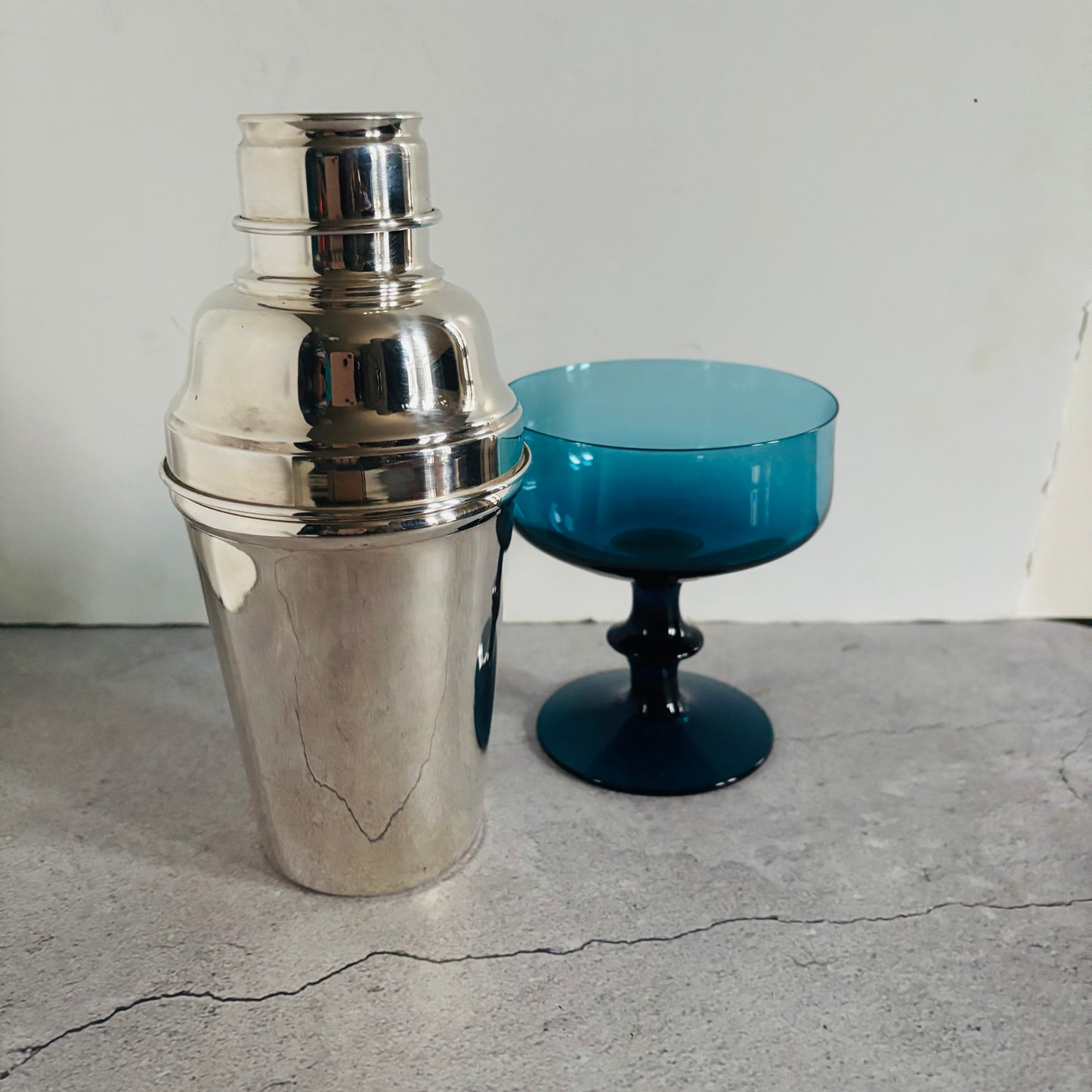 The Stripper Jim - Mid Century Blue Cocktail / Wine  Glasses