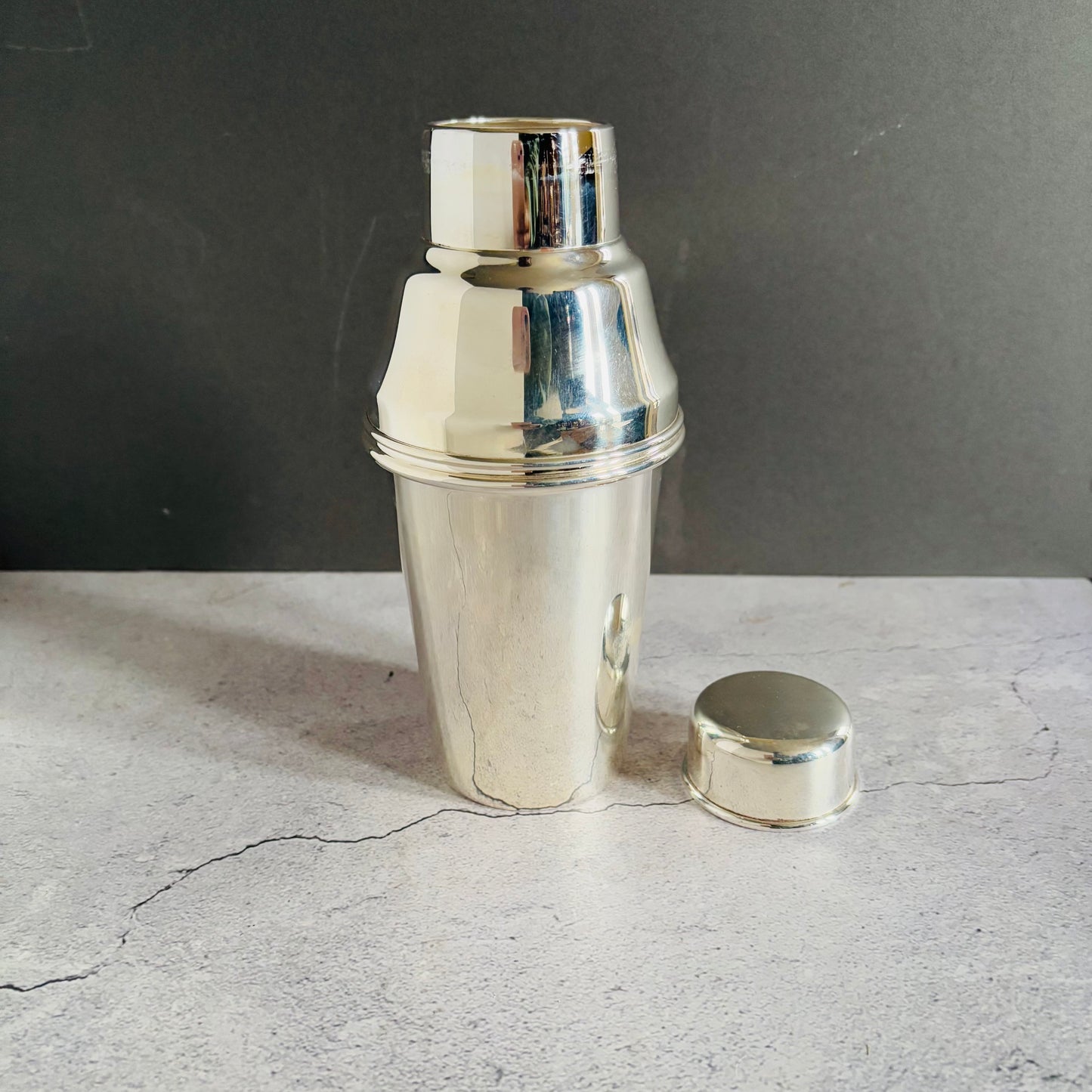 Silver Art Deco Cocktail Shaker | The Urban Vintage Affair