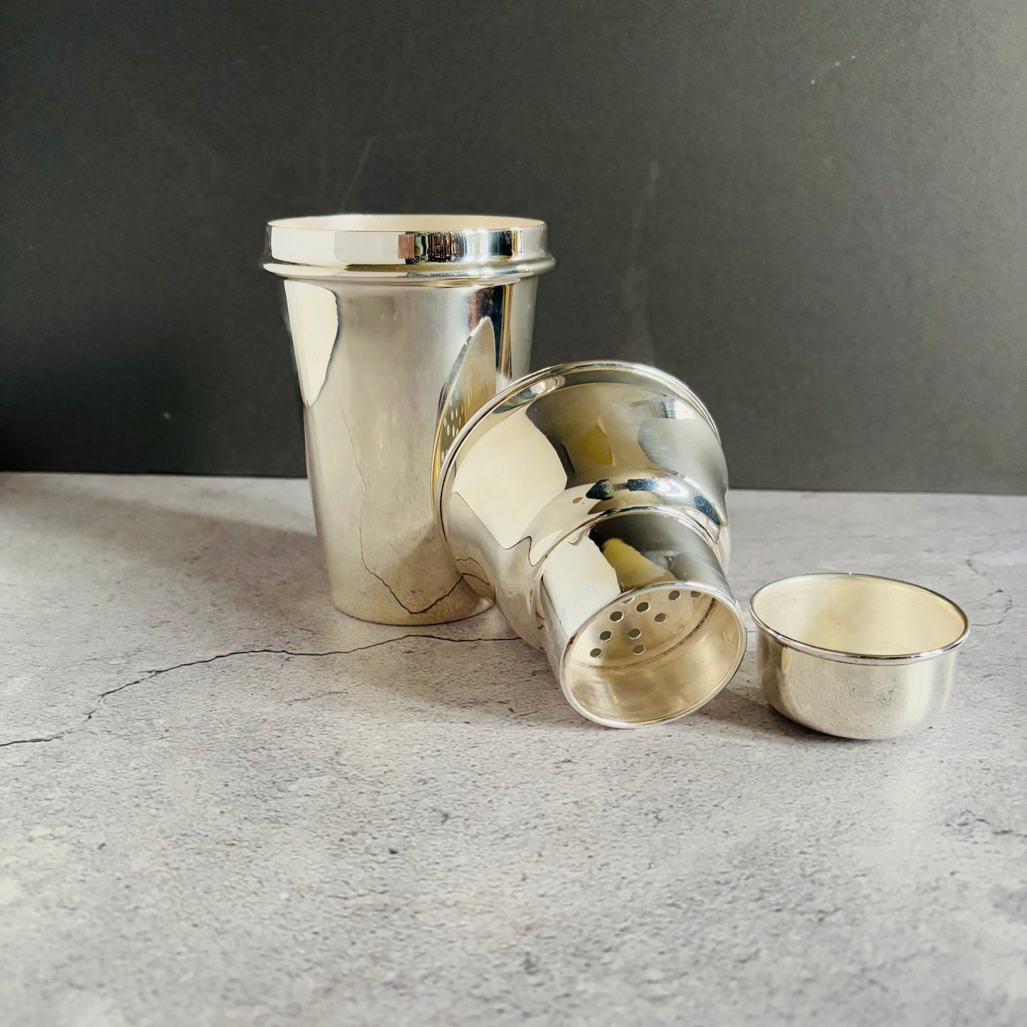 Silver Art Deco Cocktail Shaker | The Urban Vintage Affair