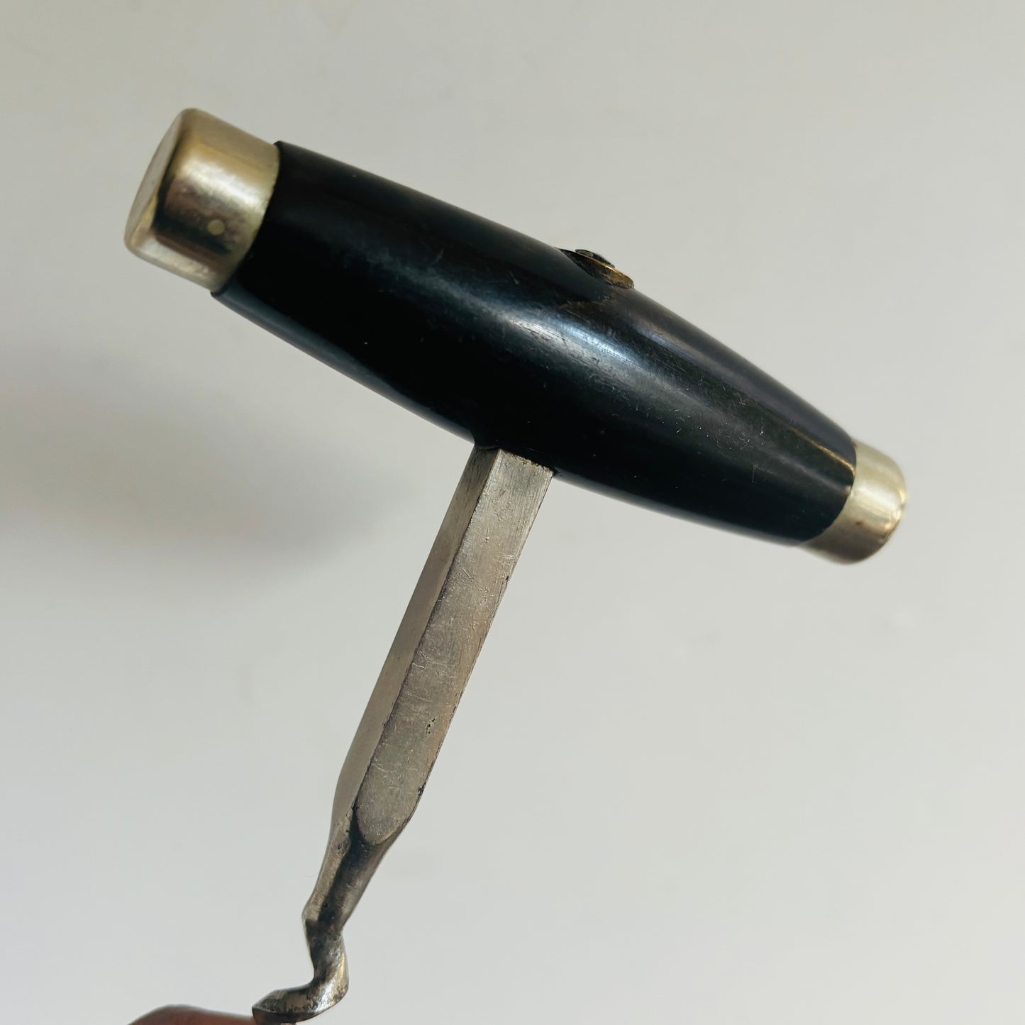 Victorian Horn Handle Corkscrew | The Urban Vintage Affair