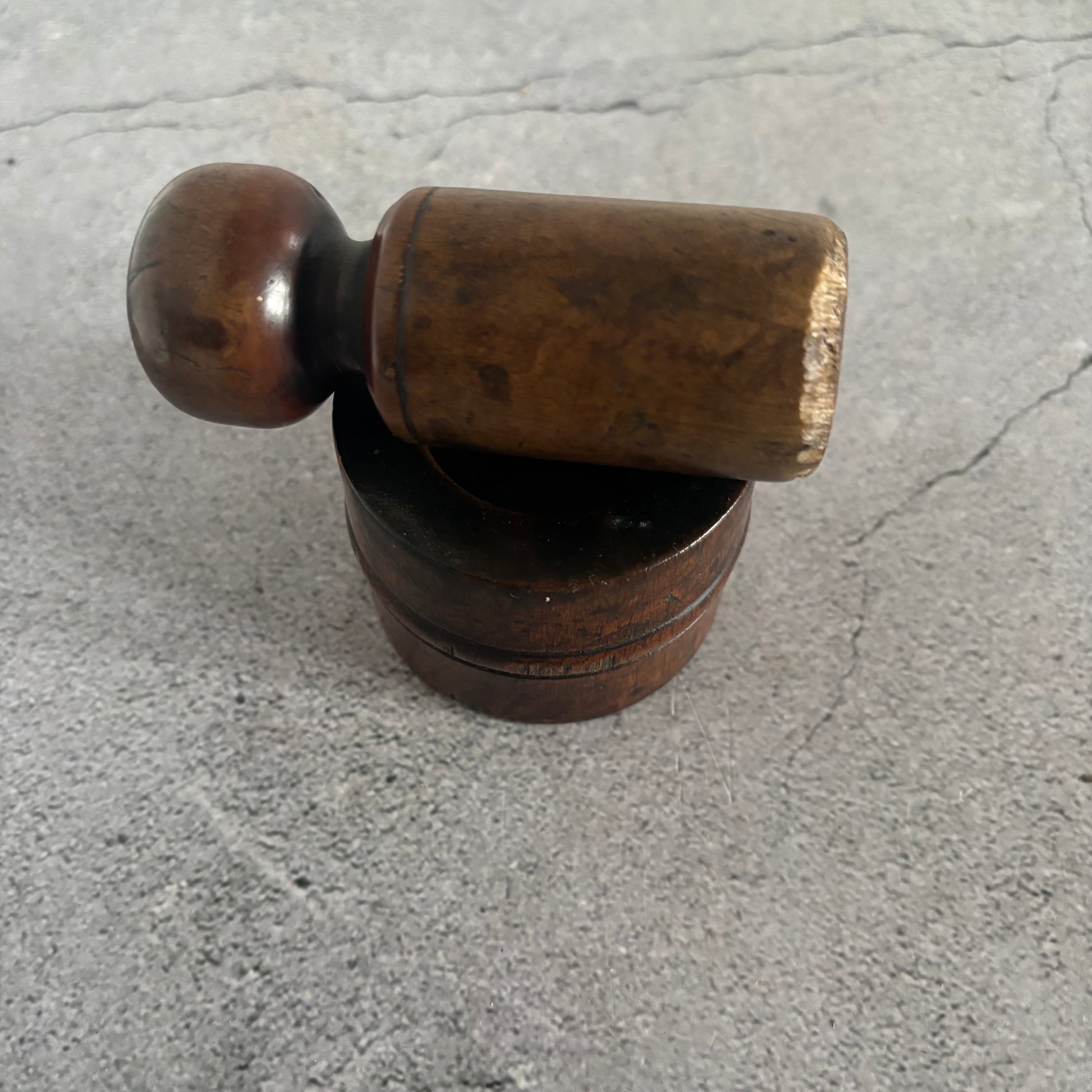 Antique English Treen Oak Packet Former | The Urban Vintage Affair