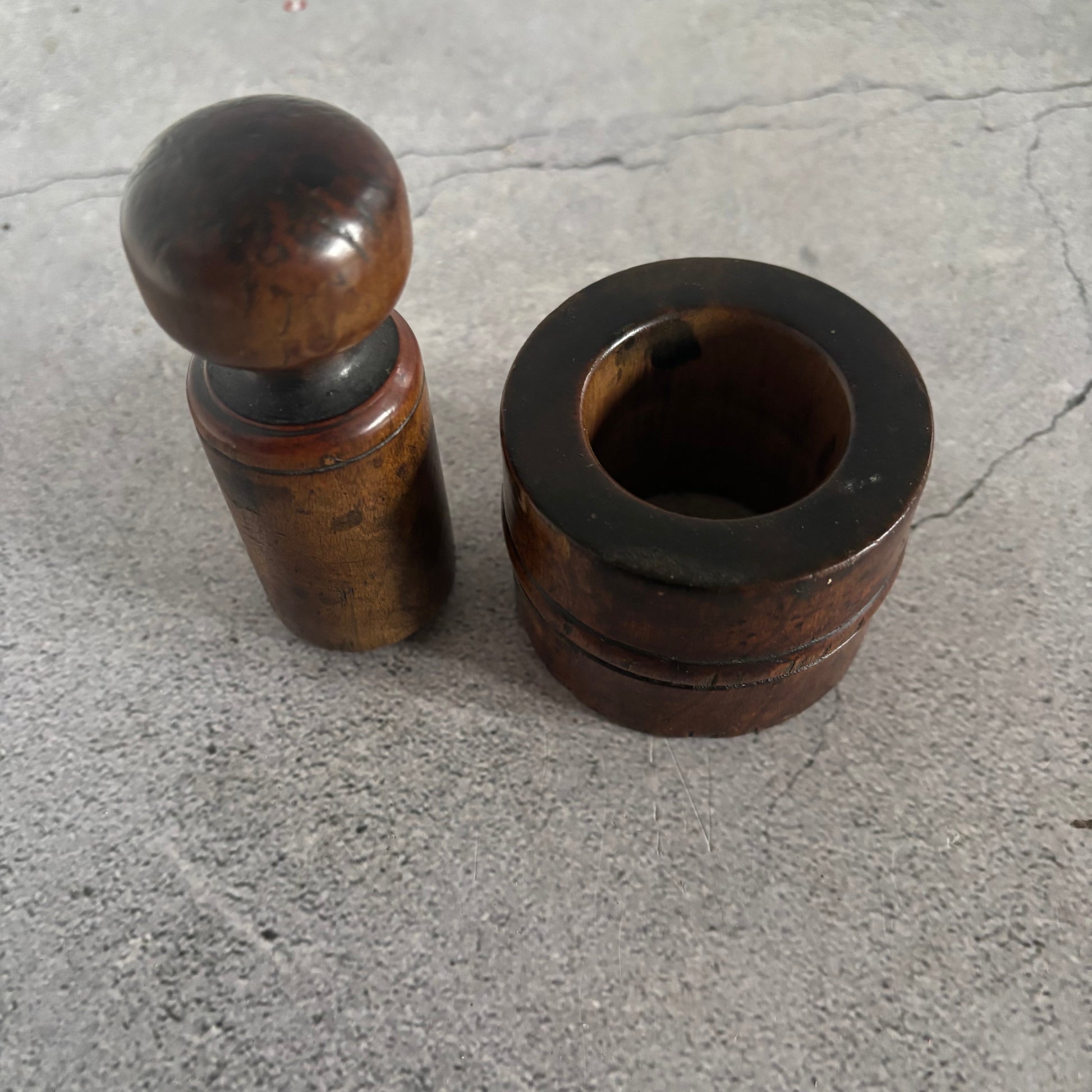 Antique English Treen Oak Packet Former | The Urban Vintage Affair