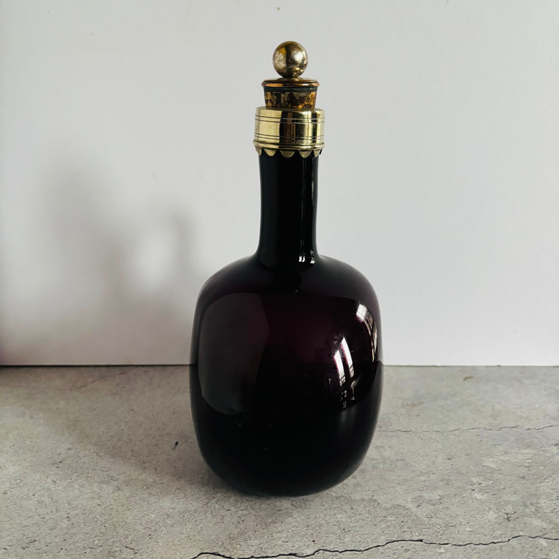 Antique Purple Wine Decanter Flagon | The Urban Vintage Affair