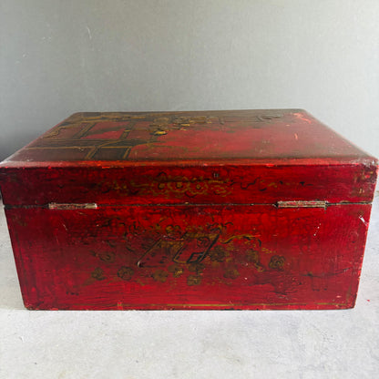 The Mixologist Devin - Large Vintage Japanese Lacquer Box