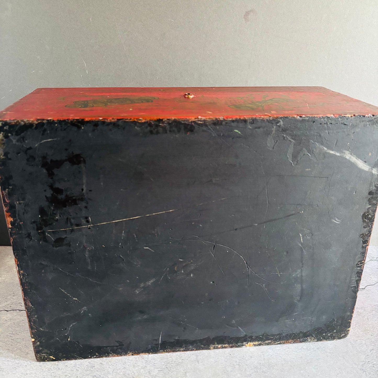 The Mixologist Devin - Large Vintage Japanese Lacquer Box