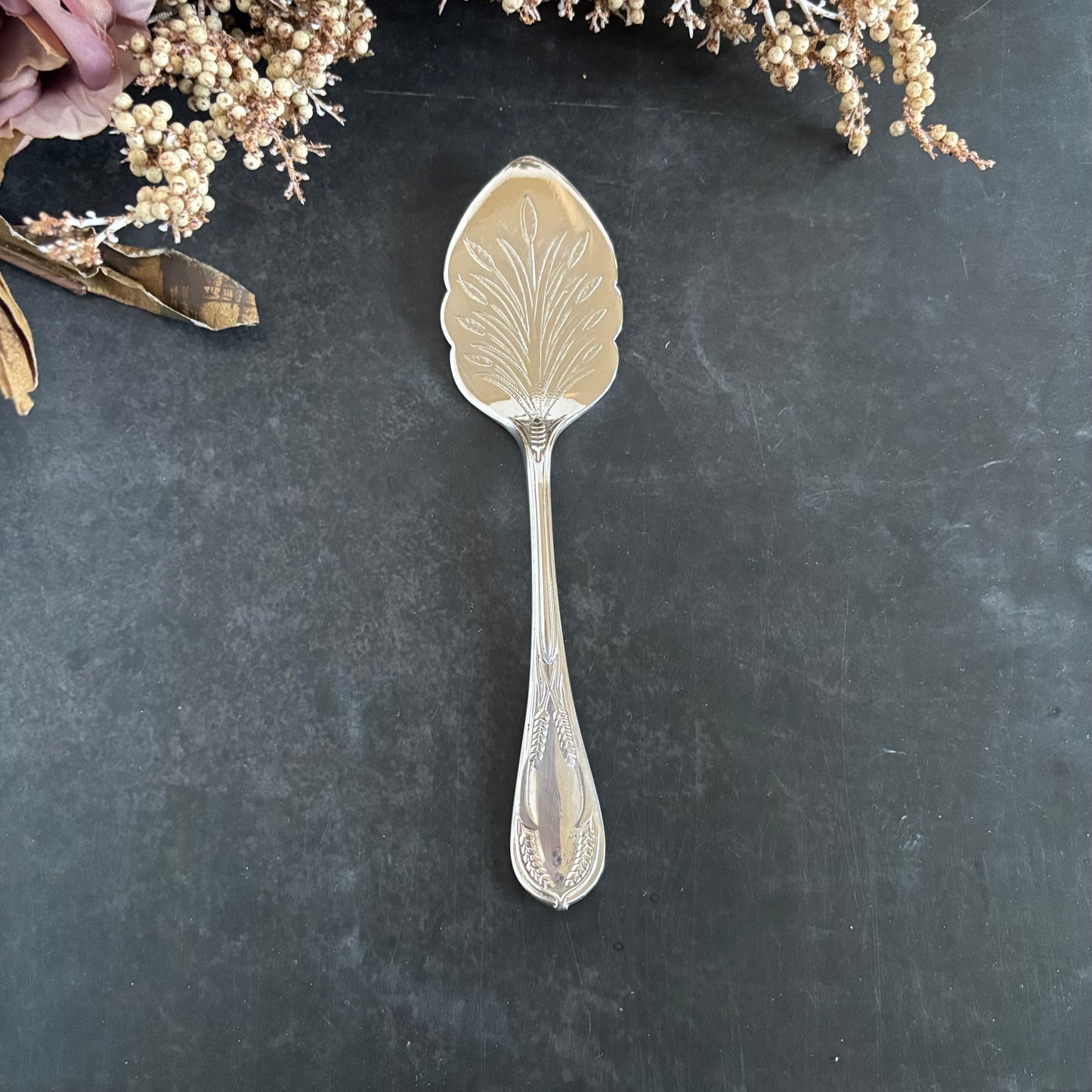 The Headhunter Maxine - Antique Silver Engraved Jam Spoon