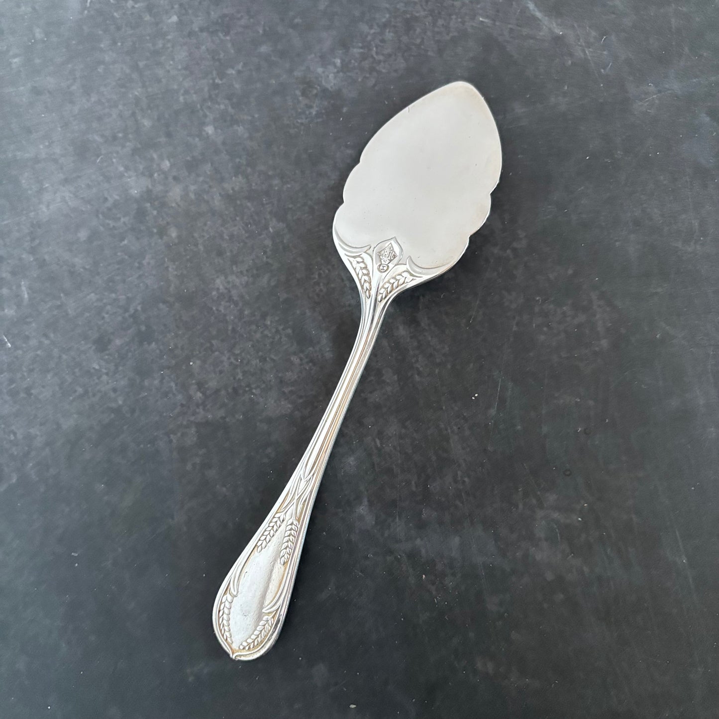 The Headhunter Maxine - Antique Silver Engraved Jam Spoon