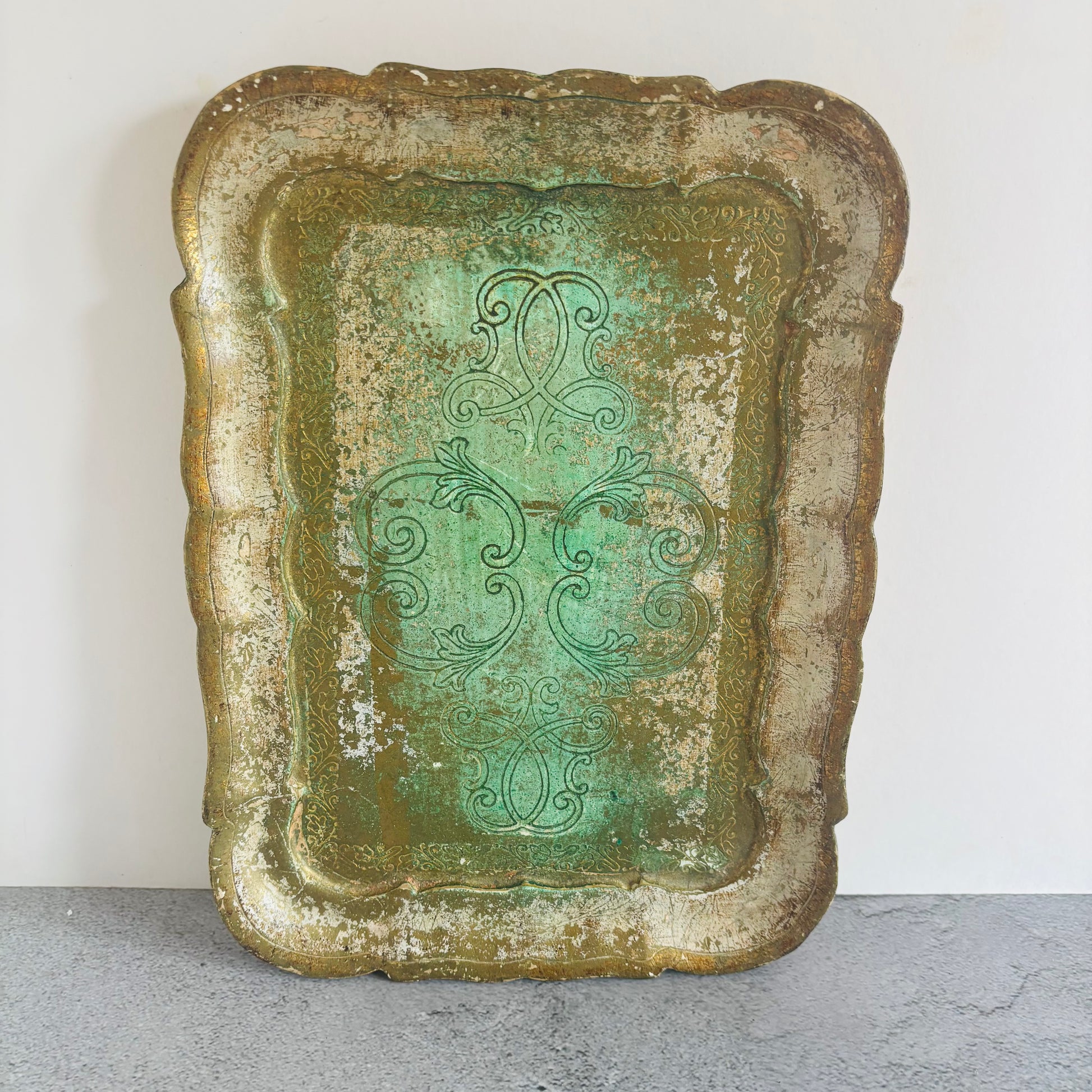Antique Florentine Paper Mache Tray | The Urban Vintage Affair