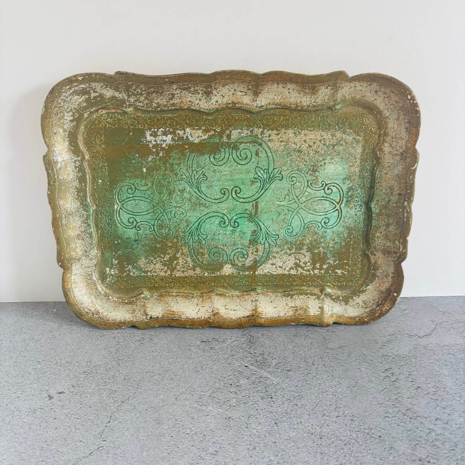 Antique Florentine Paper Mache Tray | The Urban Vintage Affair
