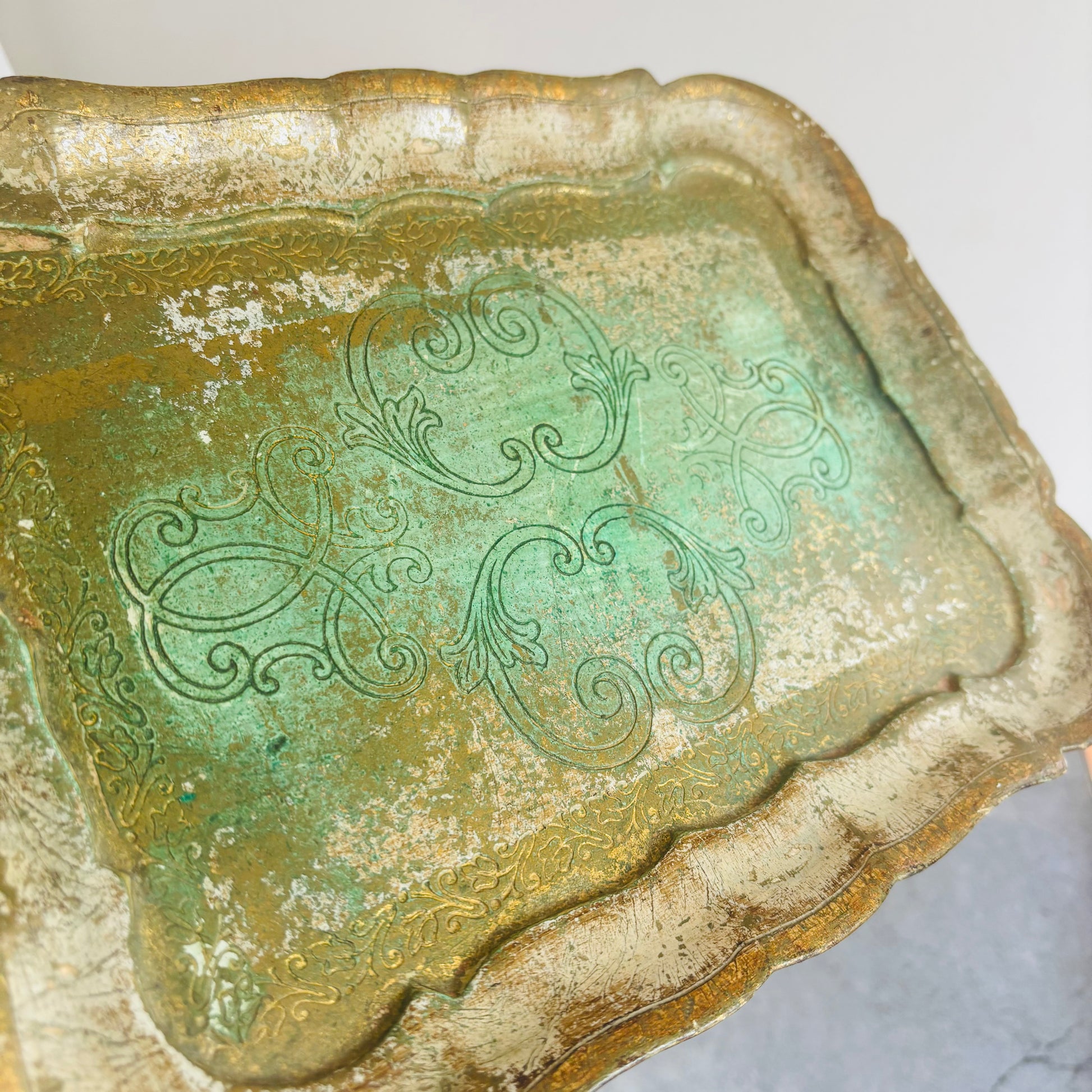 Antique Florentine Paper Mache Tray | The Urban Vintage Affair