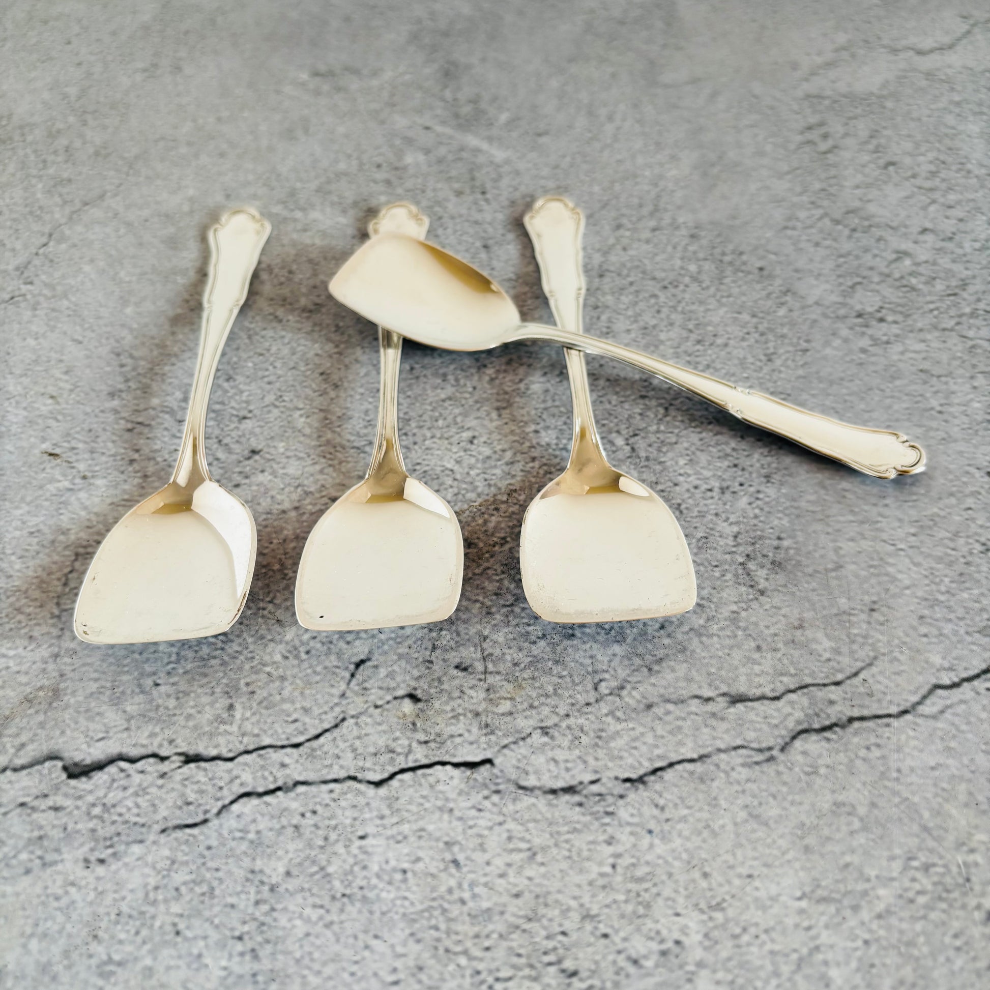 Silver Ice Cream Spoons Italian silver 800 | The Urban Vintage Affair