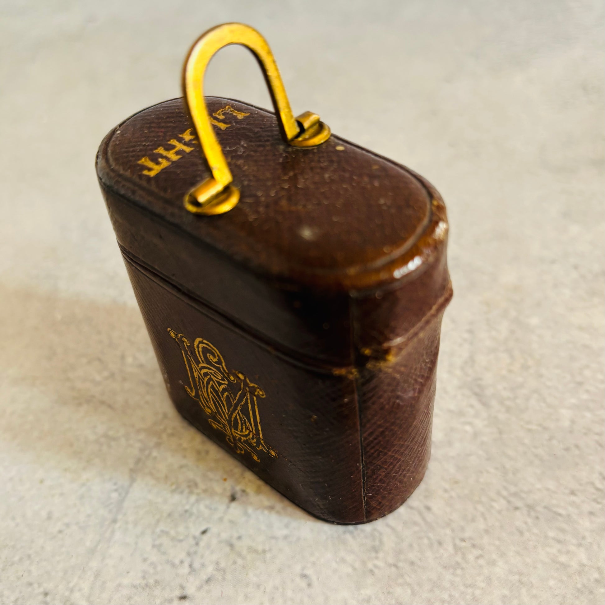 Antique Leather Bound Travel Vesta Match Striker 
