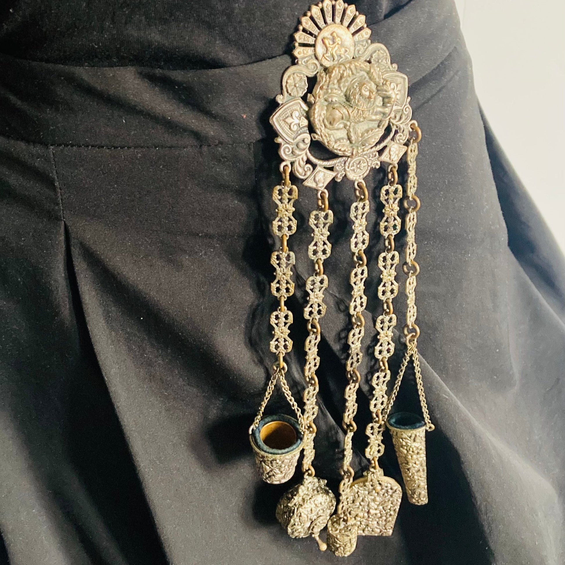 Victorian Sewing Art Nouveau Chatelaine | The Urban Vintage Affair