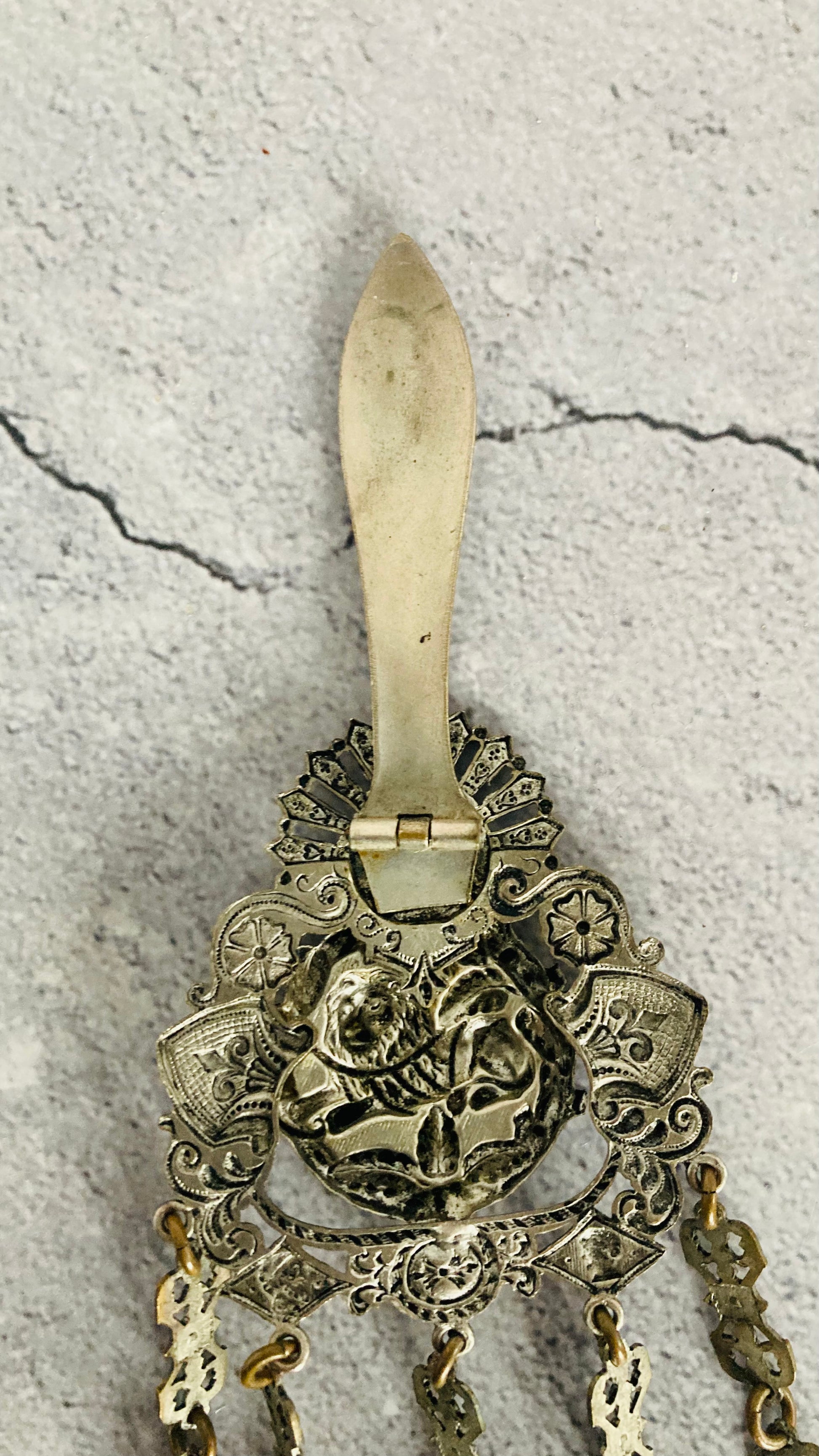 Victorian Sewing Art Nouveau Chatelaine | The Urban Vintage Affair