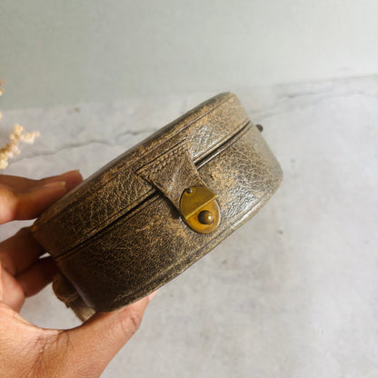 The Mixologist Mitch - Antique Leather Box With Tassel