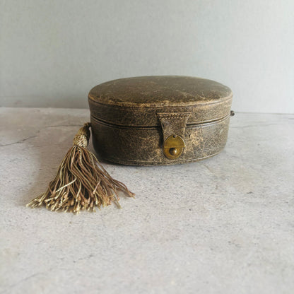The Mixologist Mitch - Antique Leather Box With Tassel