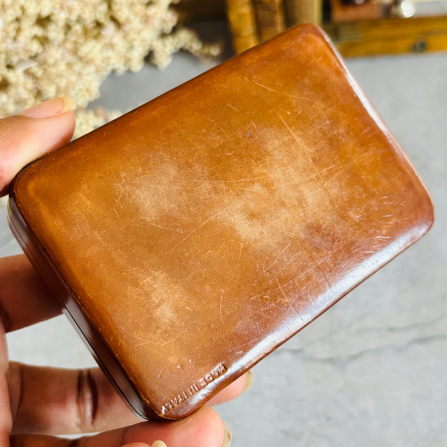 Vintage Italian Tan Leather Florentine Box | The Urban Vintage Affair