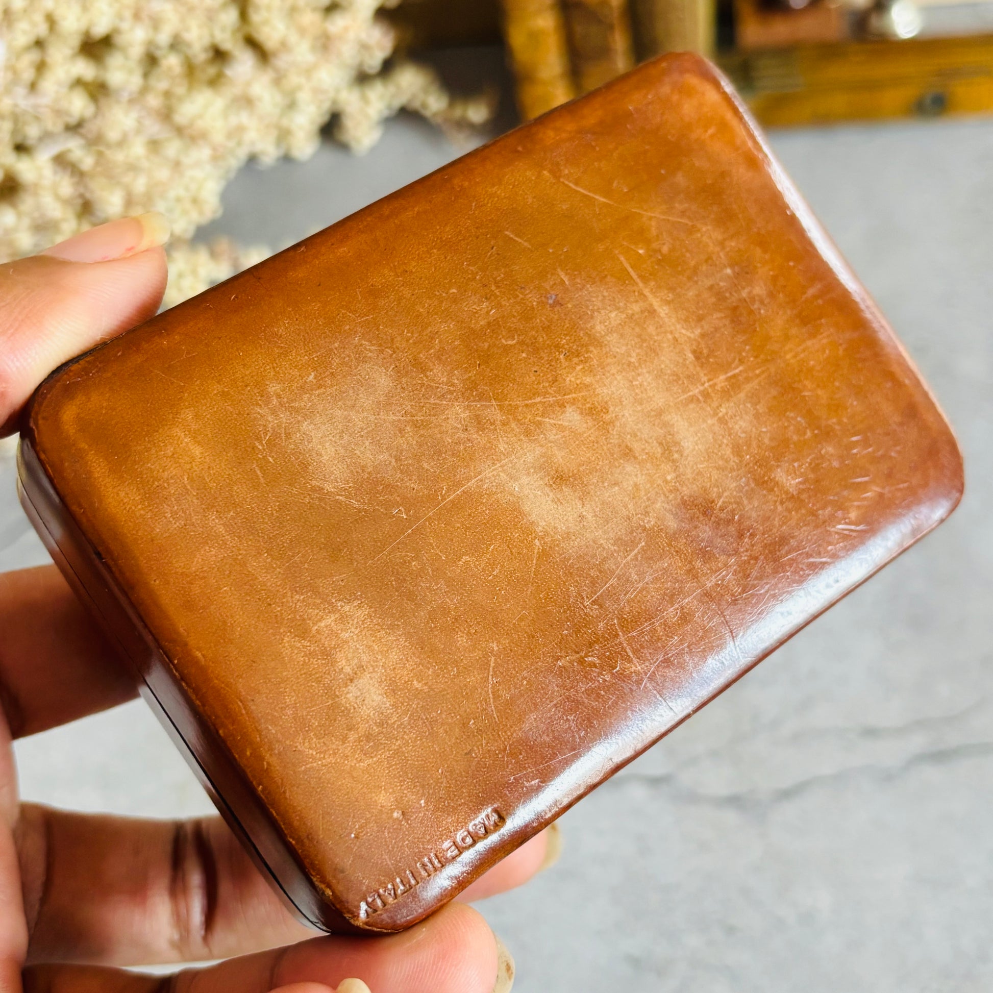 Vintage Italian Tan Leather Florentine Box | The Urban Vintage Affair