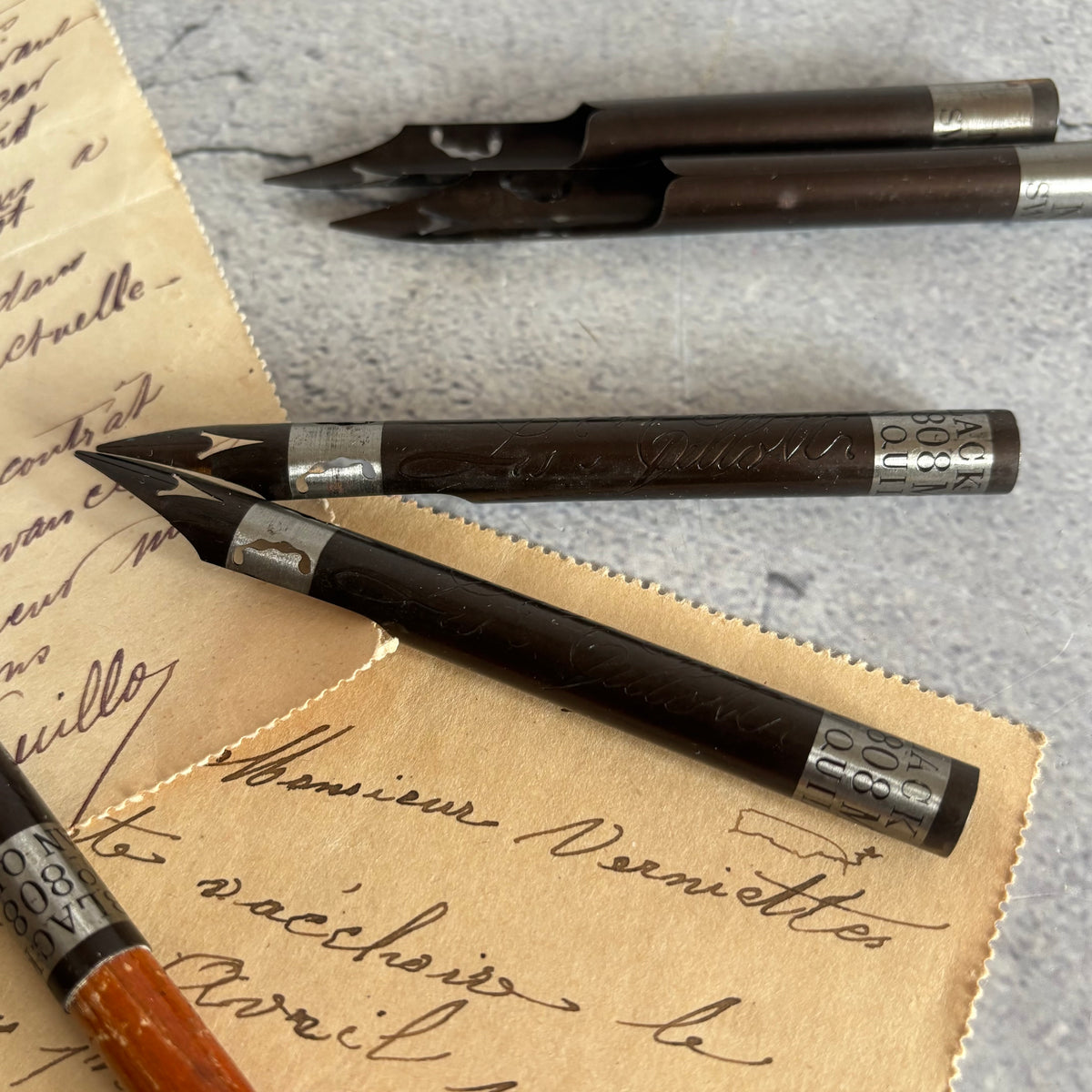 Vintage Premium Nib Dip Pen & Spare Nibs 