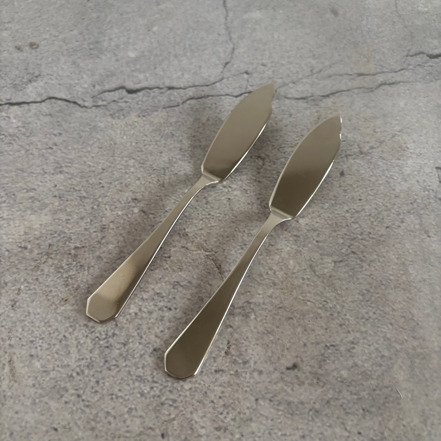 The Headhunter Claudette - Vintage Butter Knife