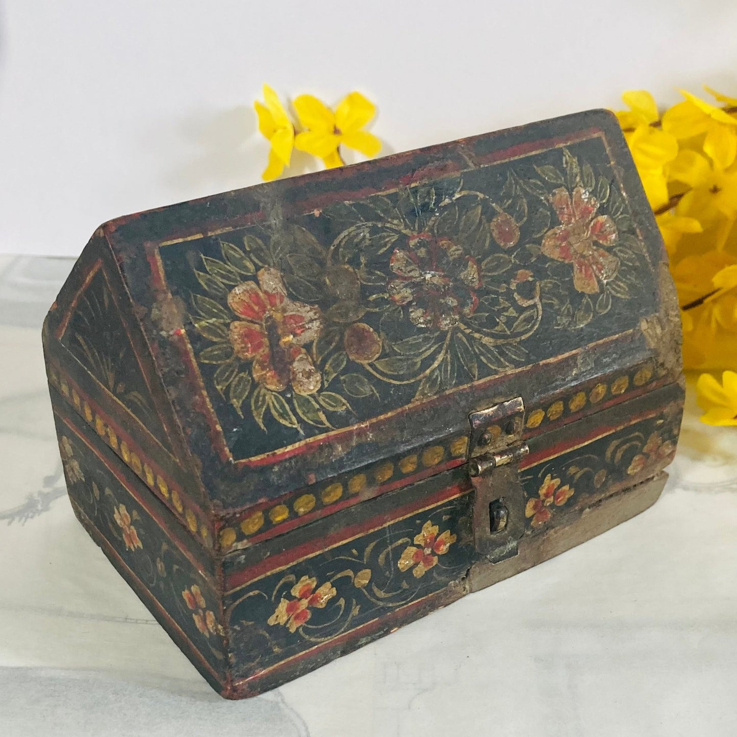 Antique Wooden Hand Painted Folk Art Box | The Urban Vintage Affair