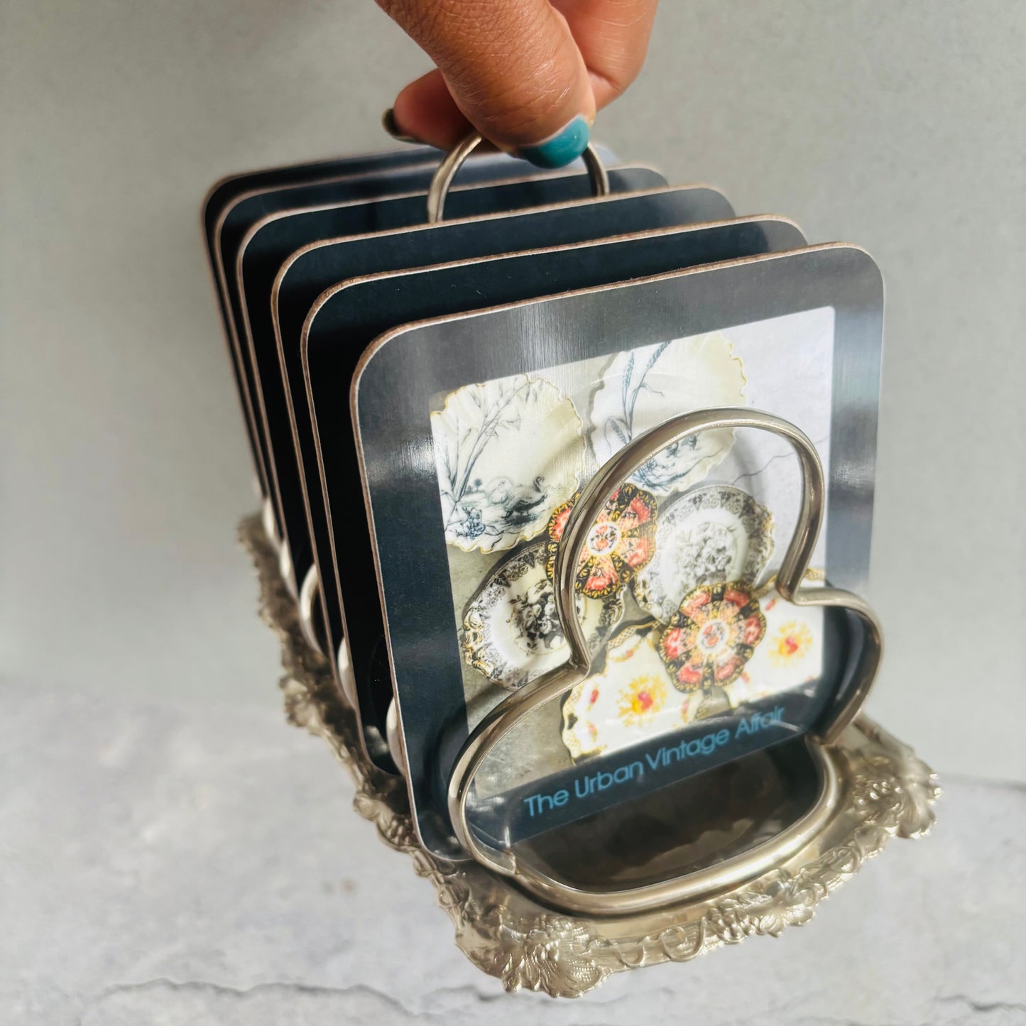 The Director Steff - Antique Silver Toast Rack