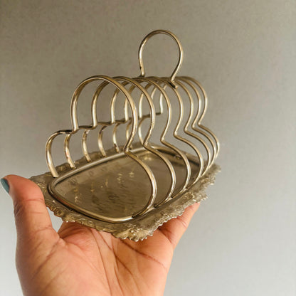 The Director Steff - Antique Silver Toast Rack