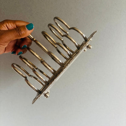 The Director Steff - Antique Silver Toast Rack