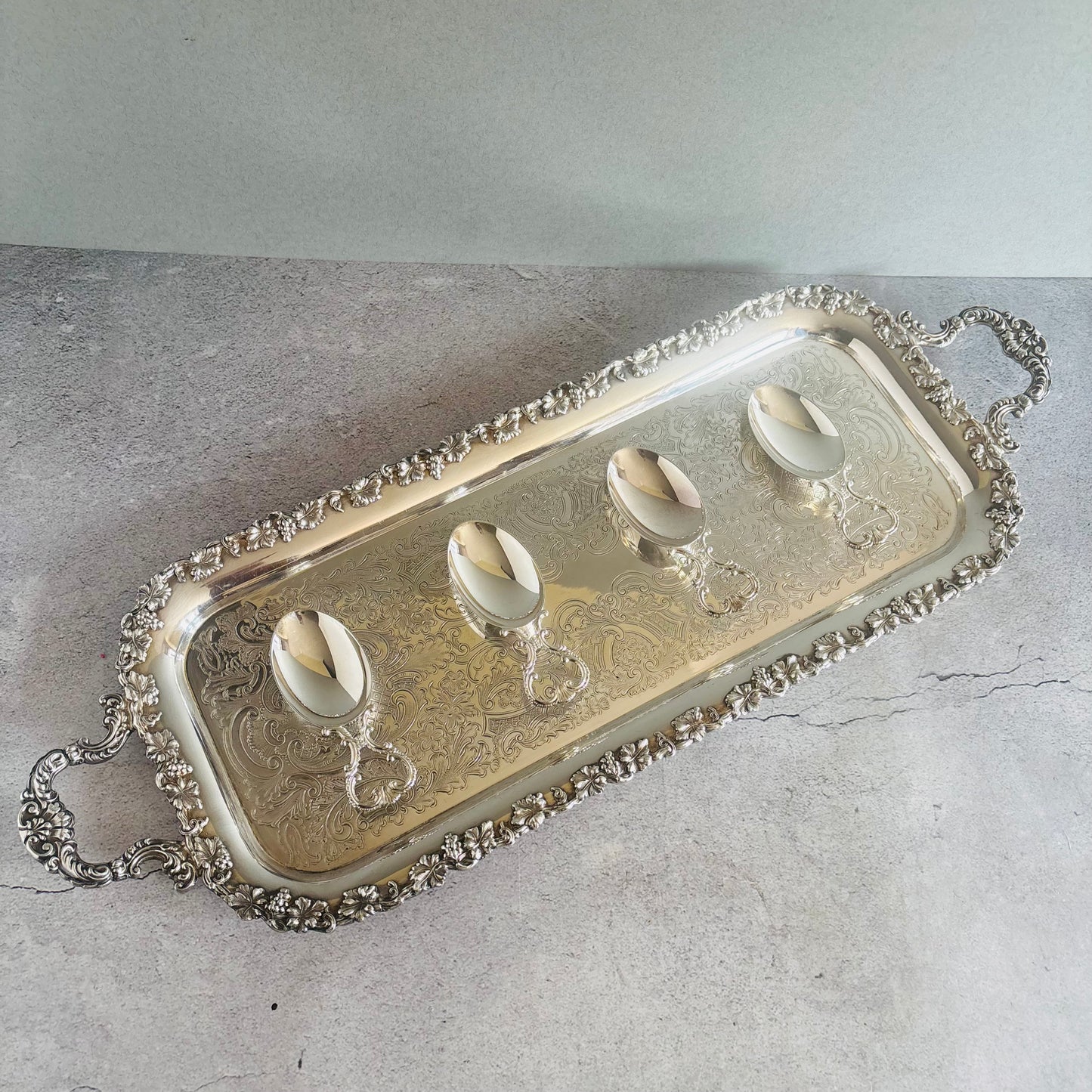 The Director Mel - Antique Silver Long Tray