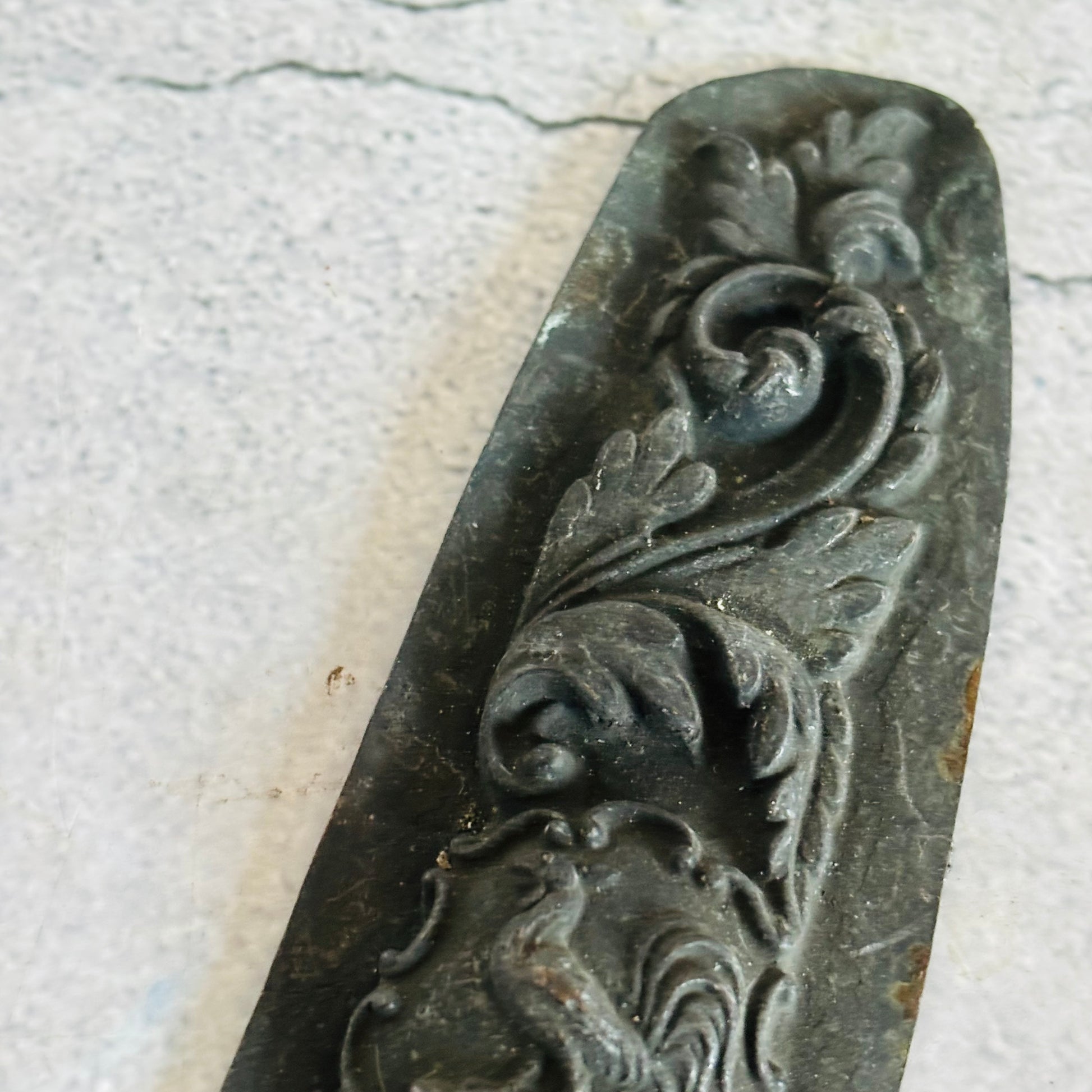 Antique Zinc Moulds Unique Heraldic Designs  | The Urban Vintage Affair