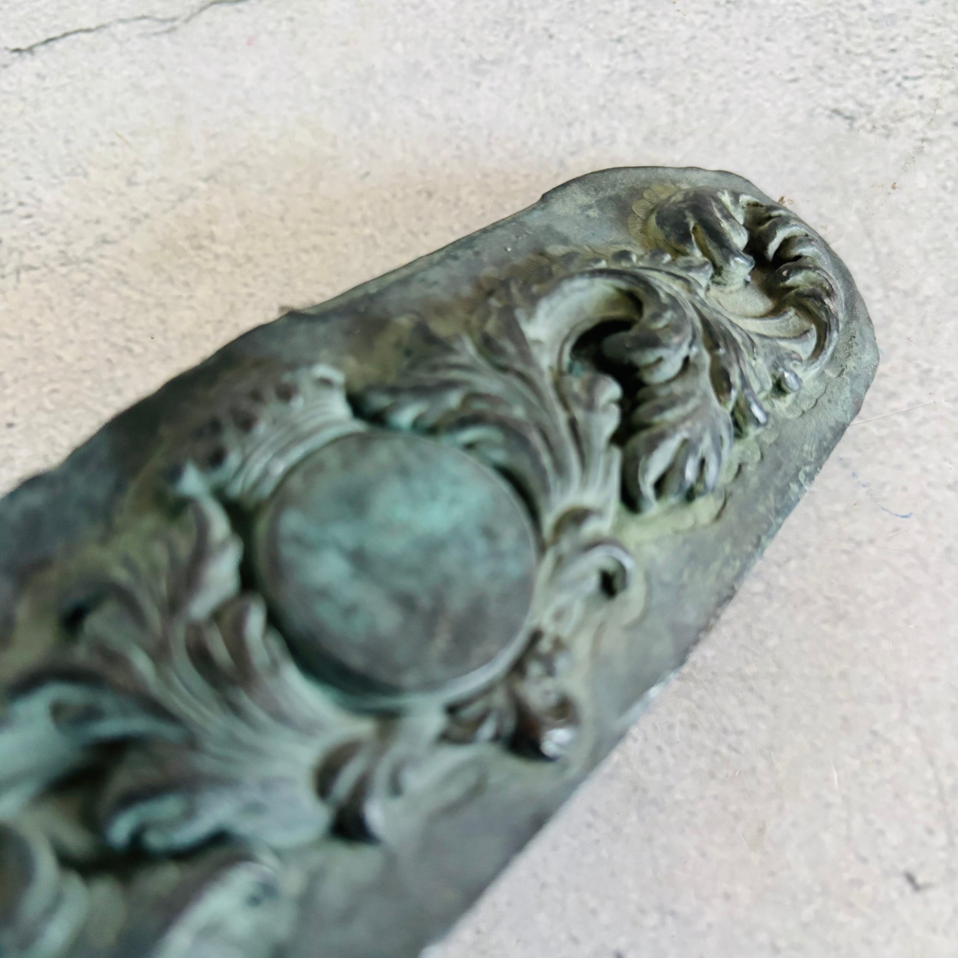 Antique Zinc Moulds Unique Heraldic Designs  | The Urban Vintage Affair