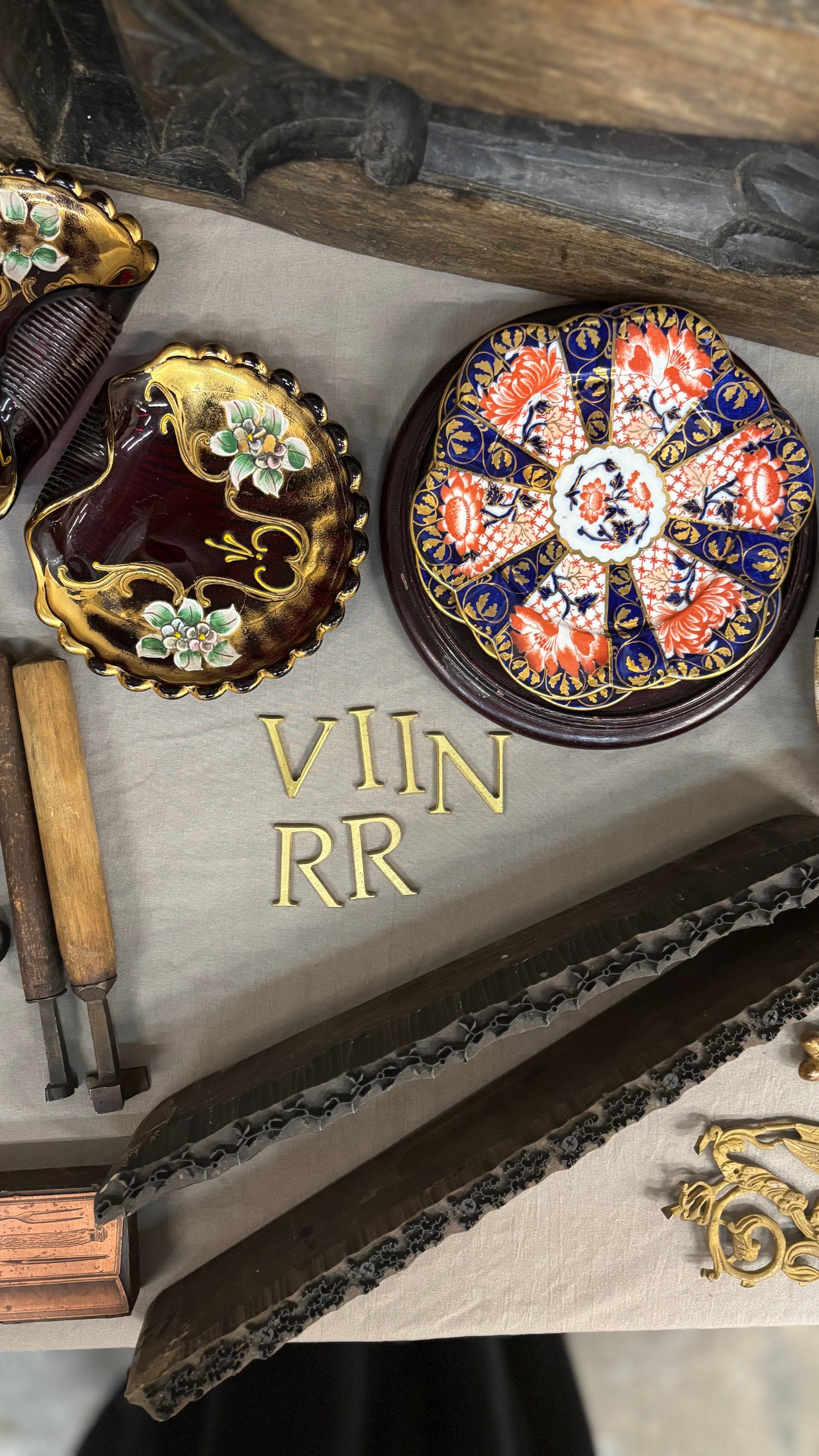 The Director Mani - Red & Navy Porcelain Plates by Wileman Shelley