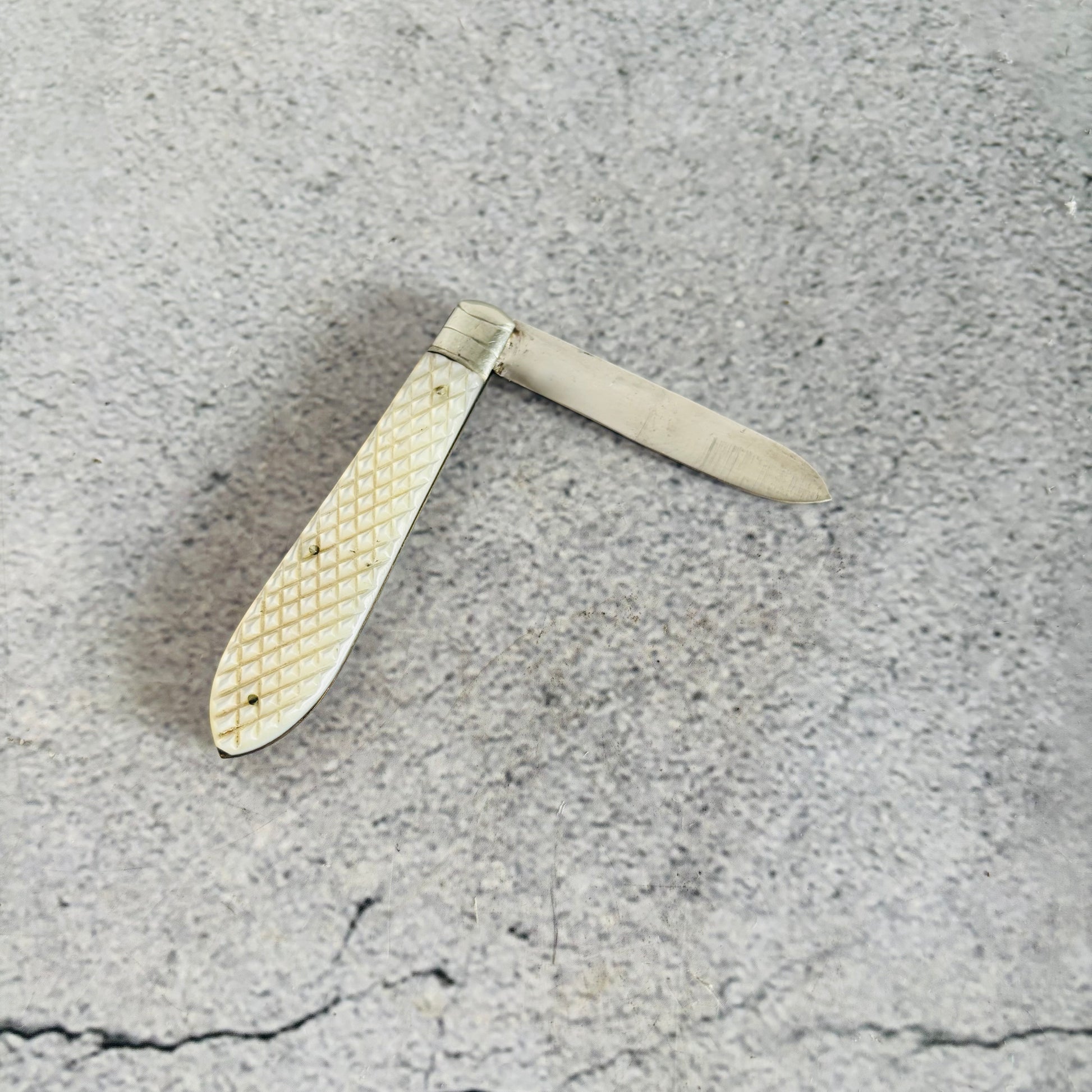 Antique Silver and Mother Of Pearl Folding Fruit Knife | Thomas Marple