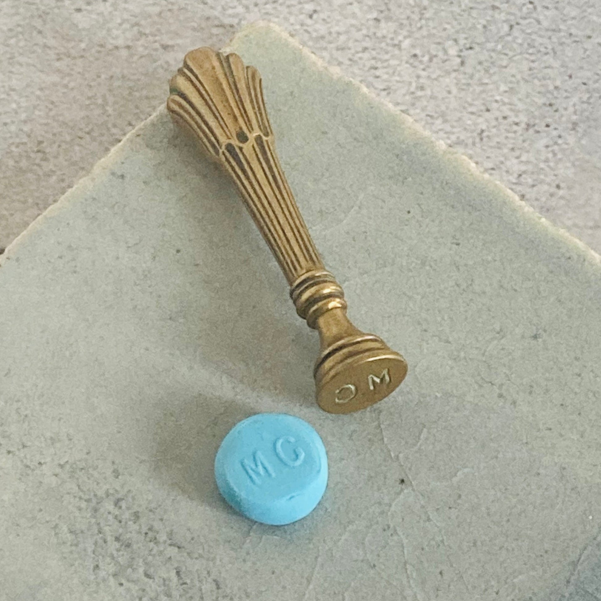 Vintage Brass Wax Seal Stamps | The Urban Vintage Affair