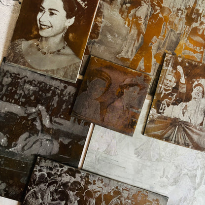 The Director Lizzy - Vintage Royal Printing Plates