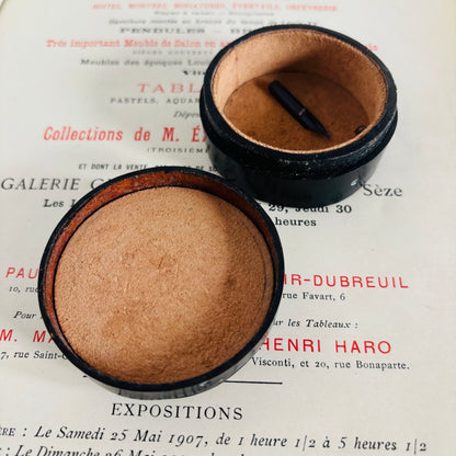 The Mixologist Harrison - Vintage Black Leather Florentine Round Box