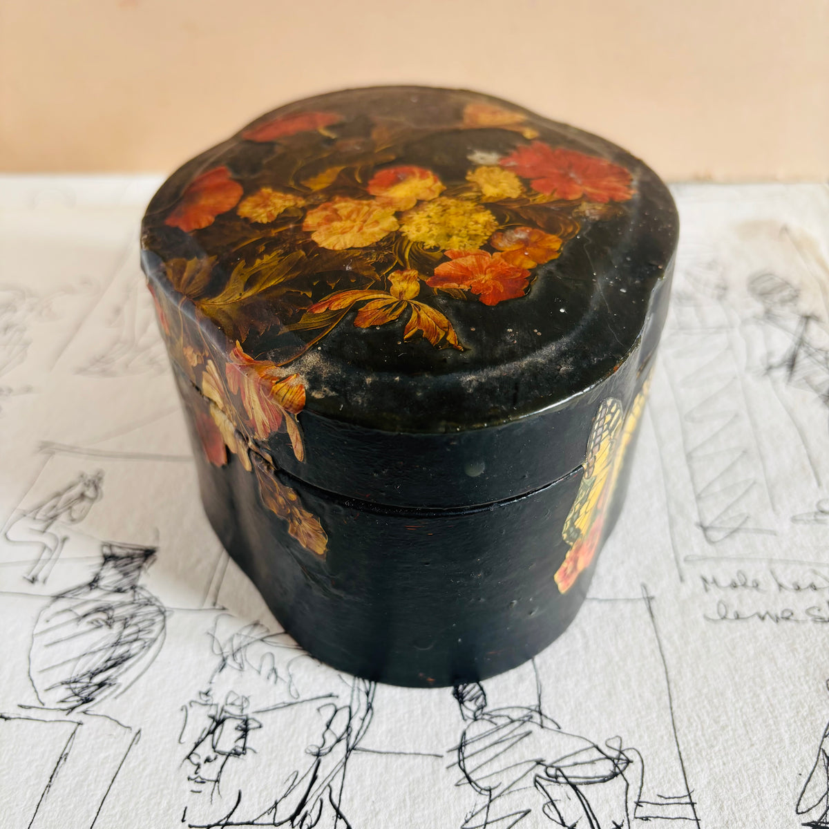 The Mixologist Mo - Victorian Black Lacquer Paper Mache Box