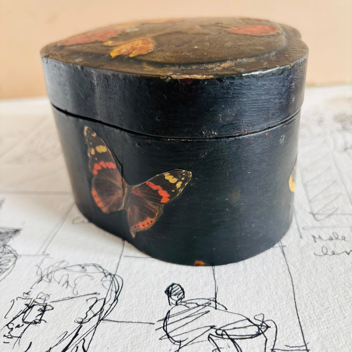 The Mixologist Mo - Victorian Black Lacquer Paper Mache Box