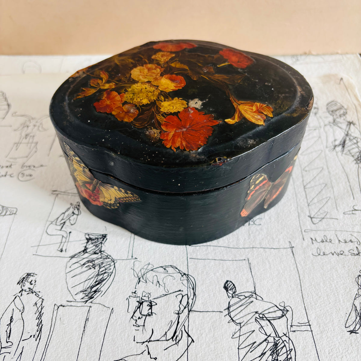 The Mixologist Mo - Victorian Black Lacquer Paper Mache Box