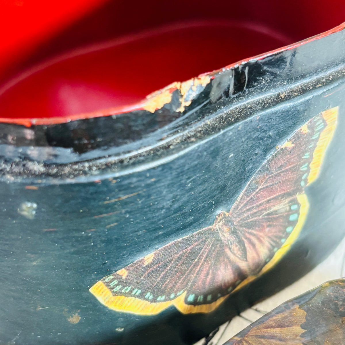 The Mixologist Mo - Victorian Black Lacquer Paper Mache Box