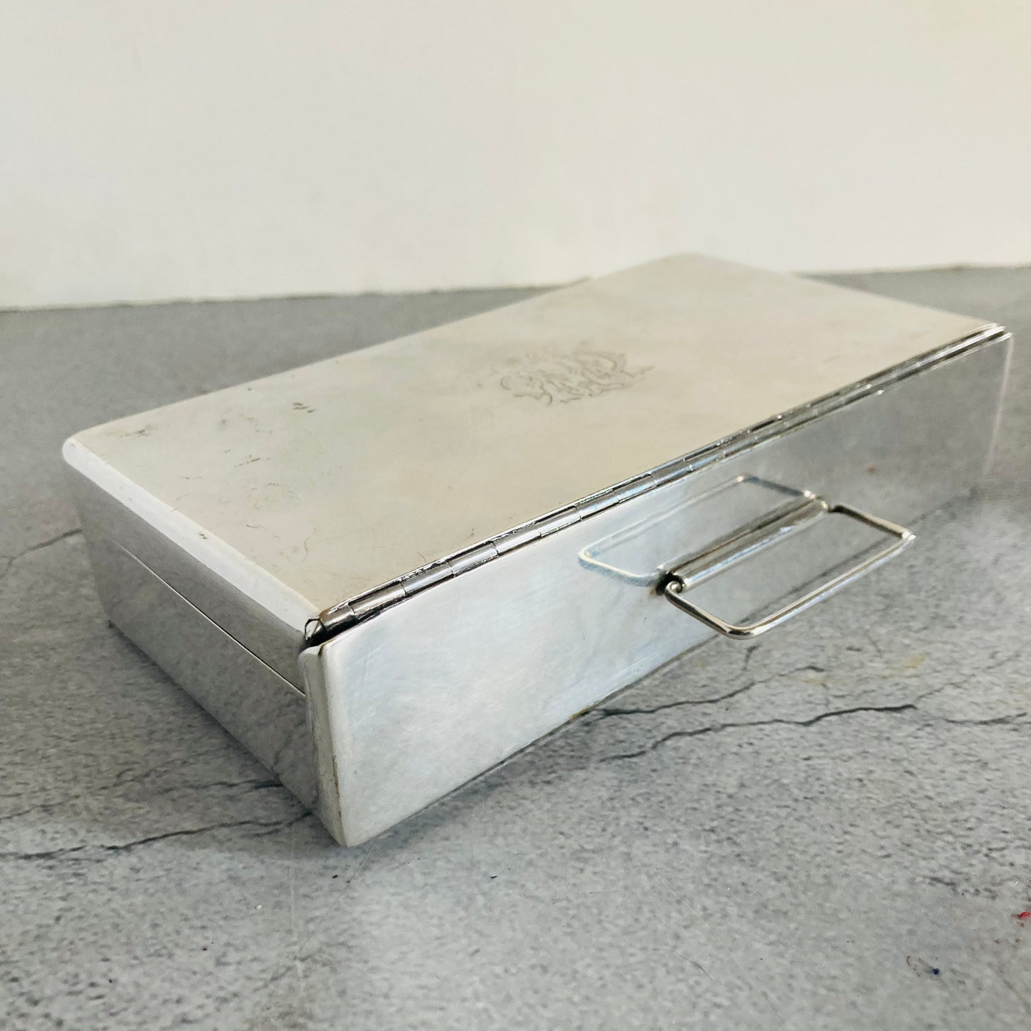 Antique Silver Hunting Sandwich Box | The Urban Vintage Affair