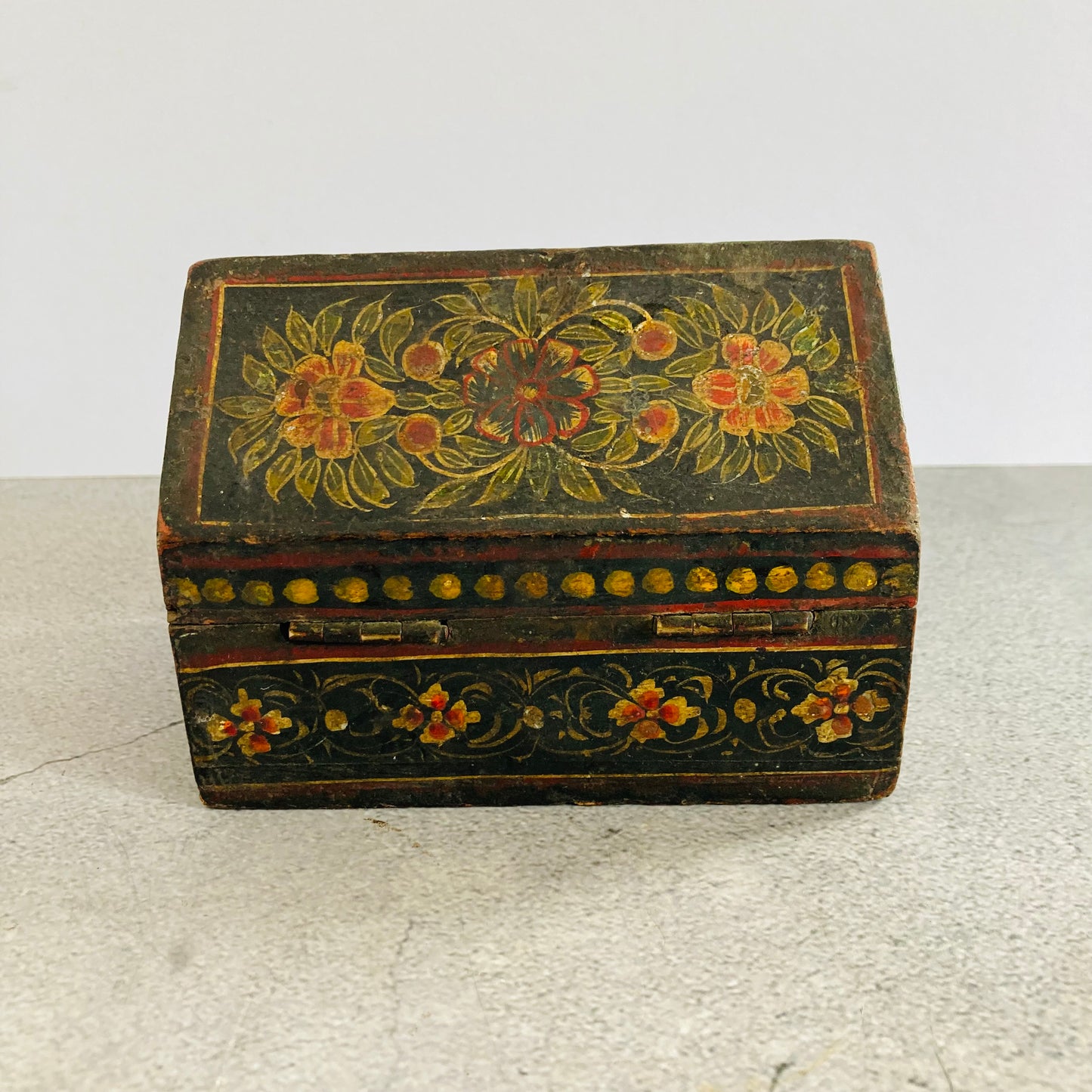 Antique Wooden Hand Painted Folk Art Box | The Urban Vintage Affair