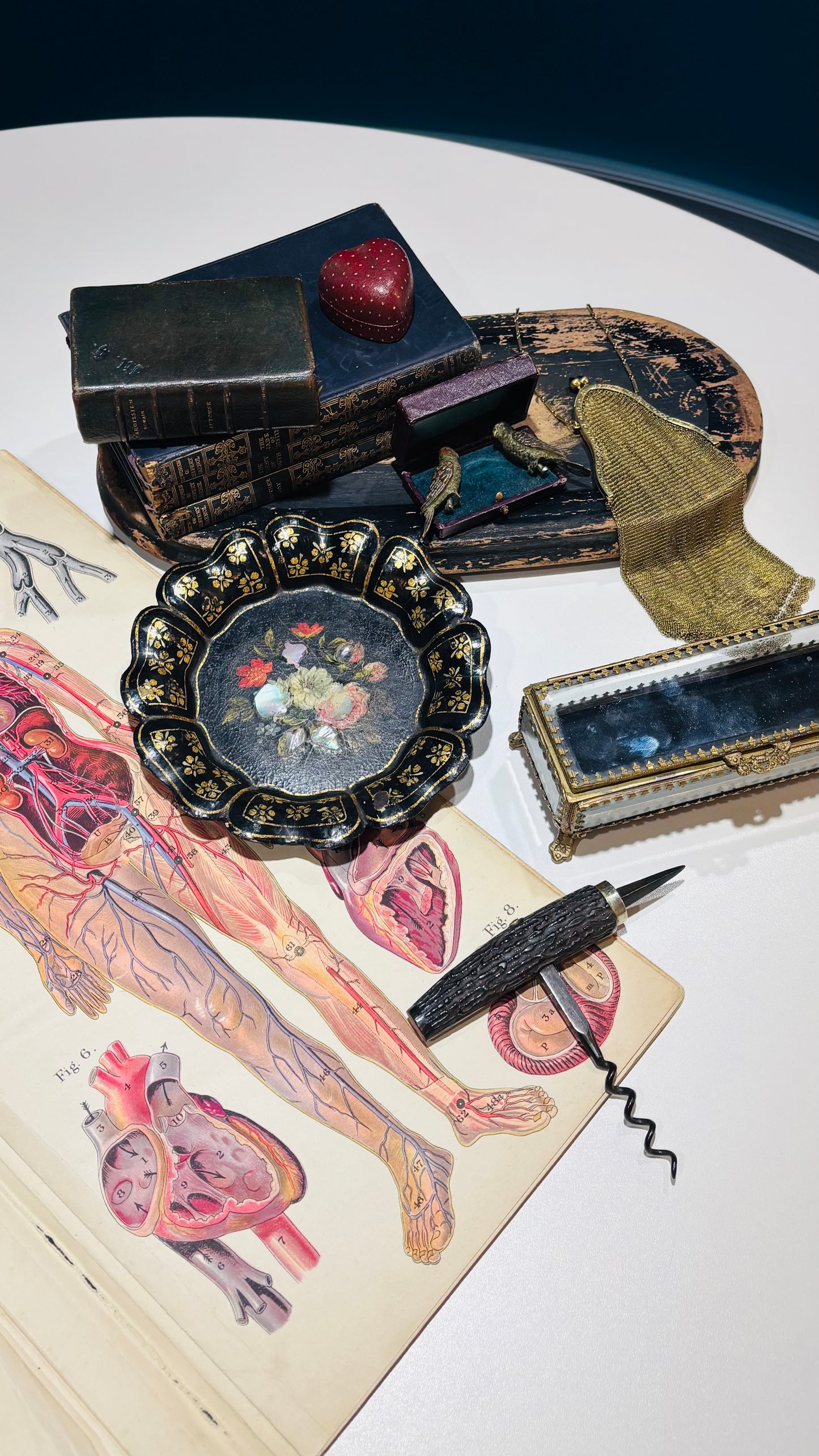 The Tattooist Drew - Antique Black Lacquer Paper Mache Dish