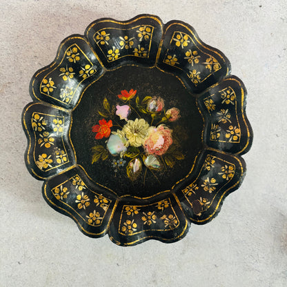The Tattooist Drew - Antique Black Lacquer Paper Mache Dish