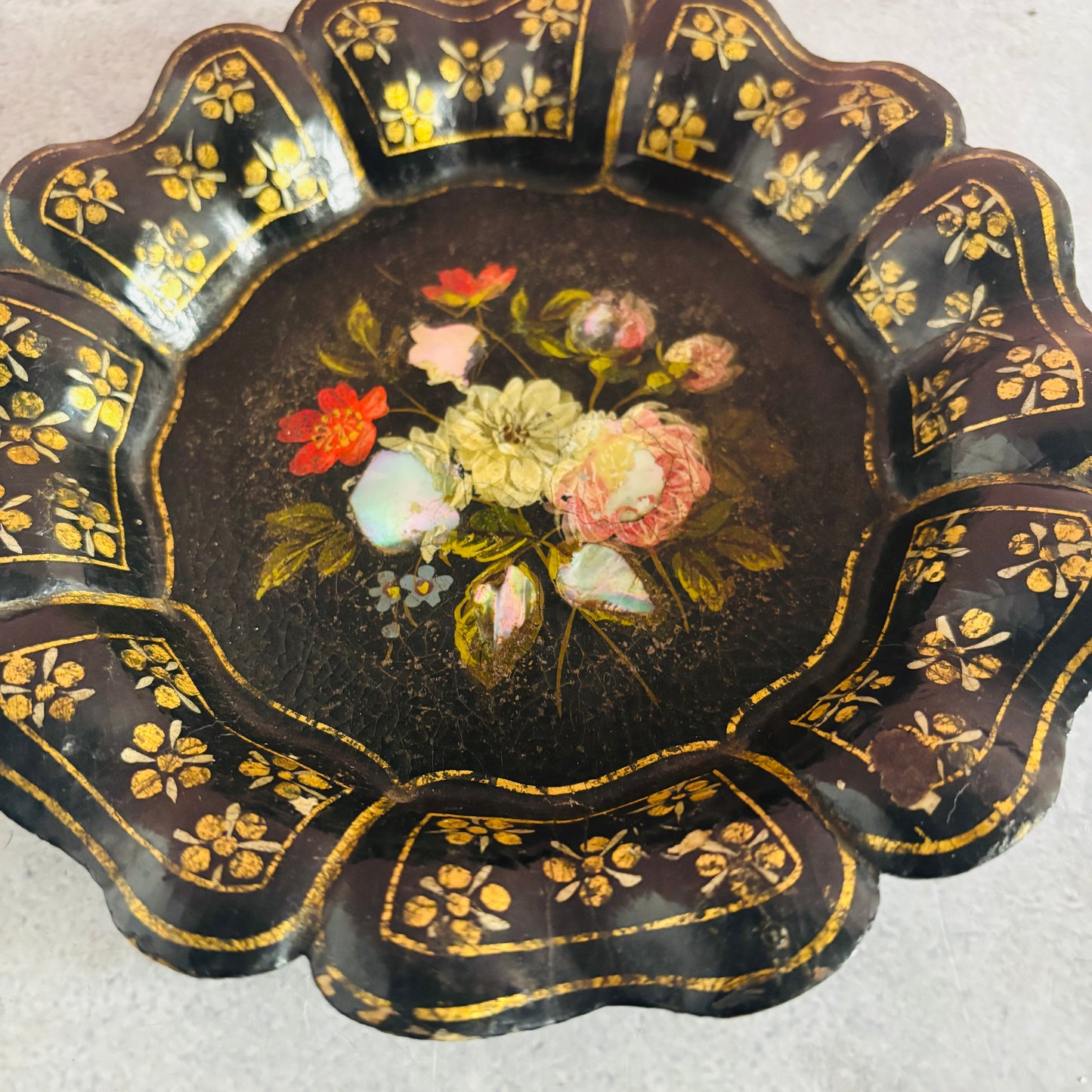 The Tattooist Drew - Antique Black Lacquer Paper Mache Dish