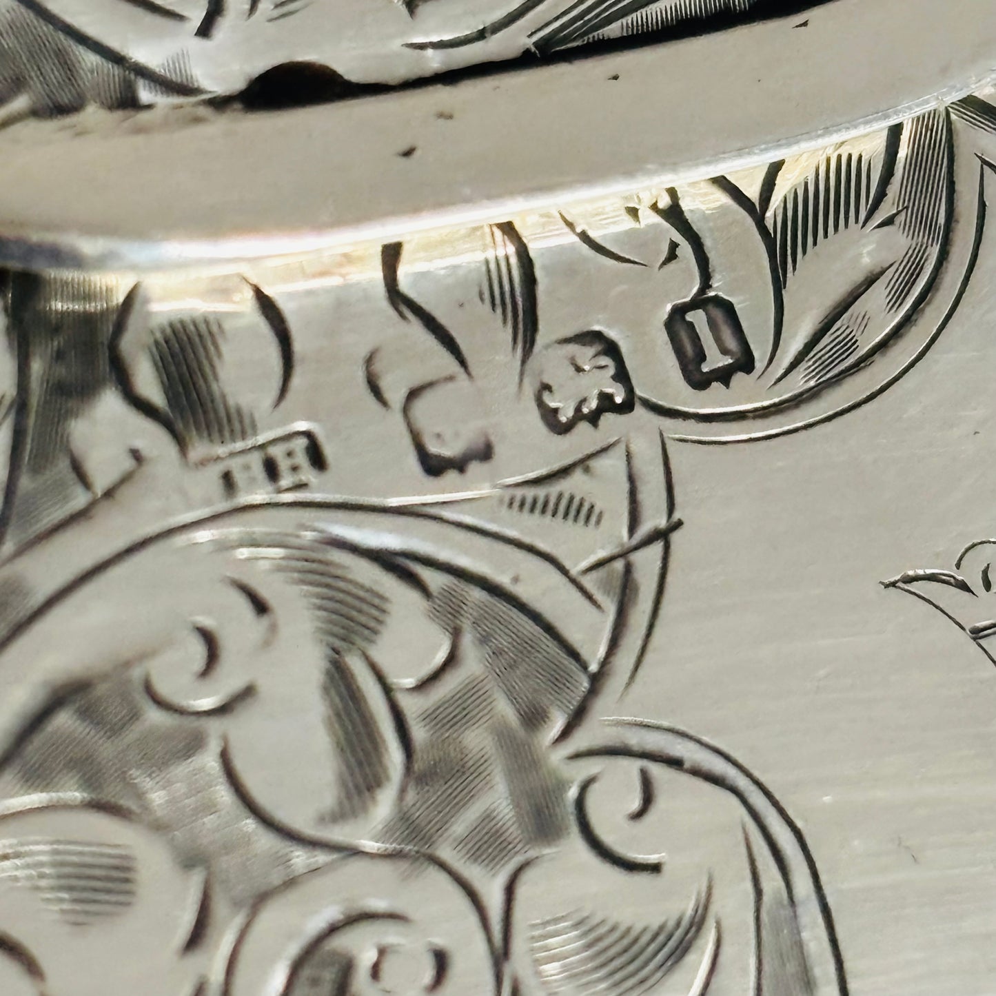 The Mixologist Leonard - Antique Silver Calling Card Case